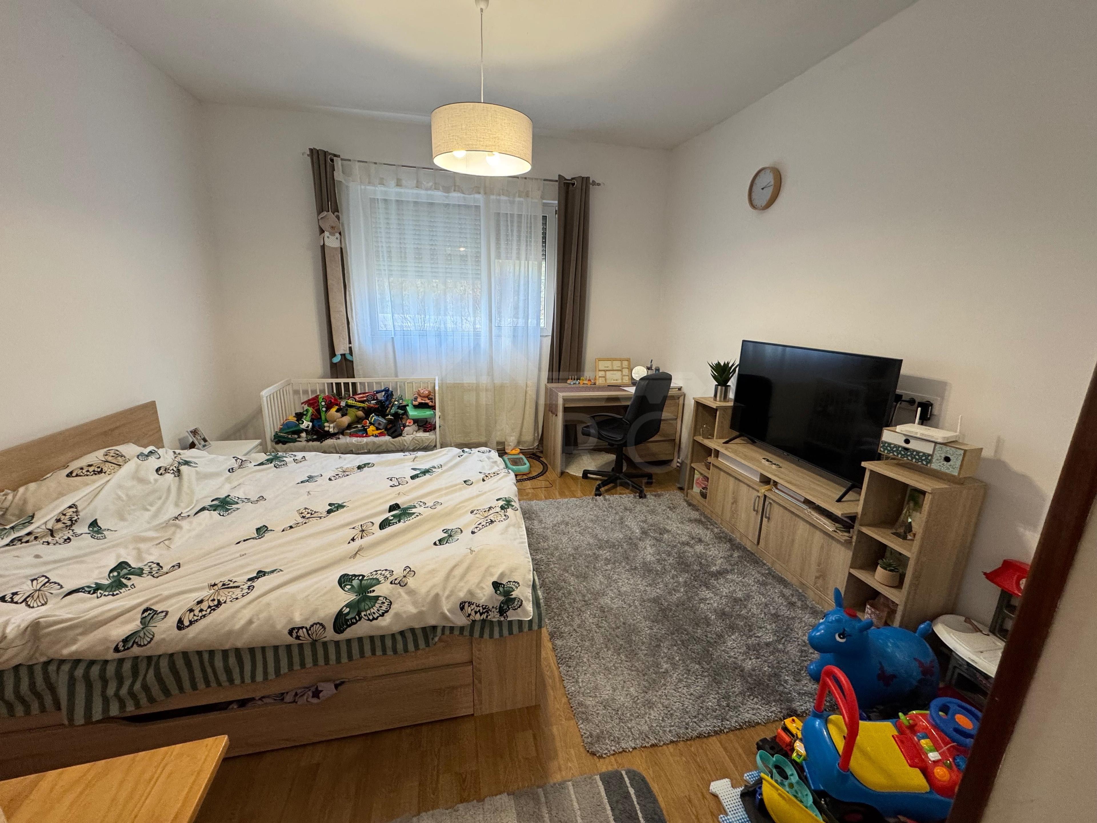 Casă de închiriat în Cerghid, județul Mureș, pentru o familie care caută liniște cu acces rapid spre Tg. Mureș - 6