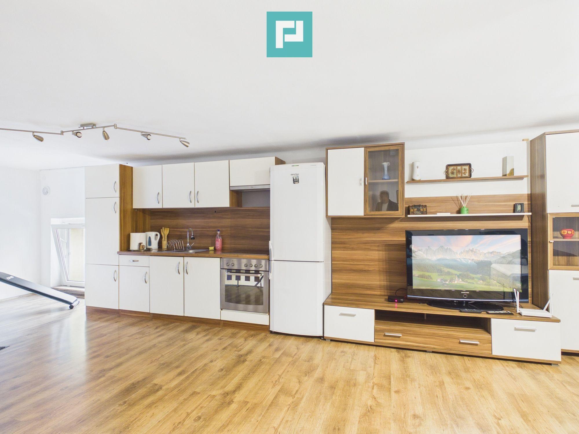 Apartament două camere Bulevardul Revoluției