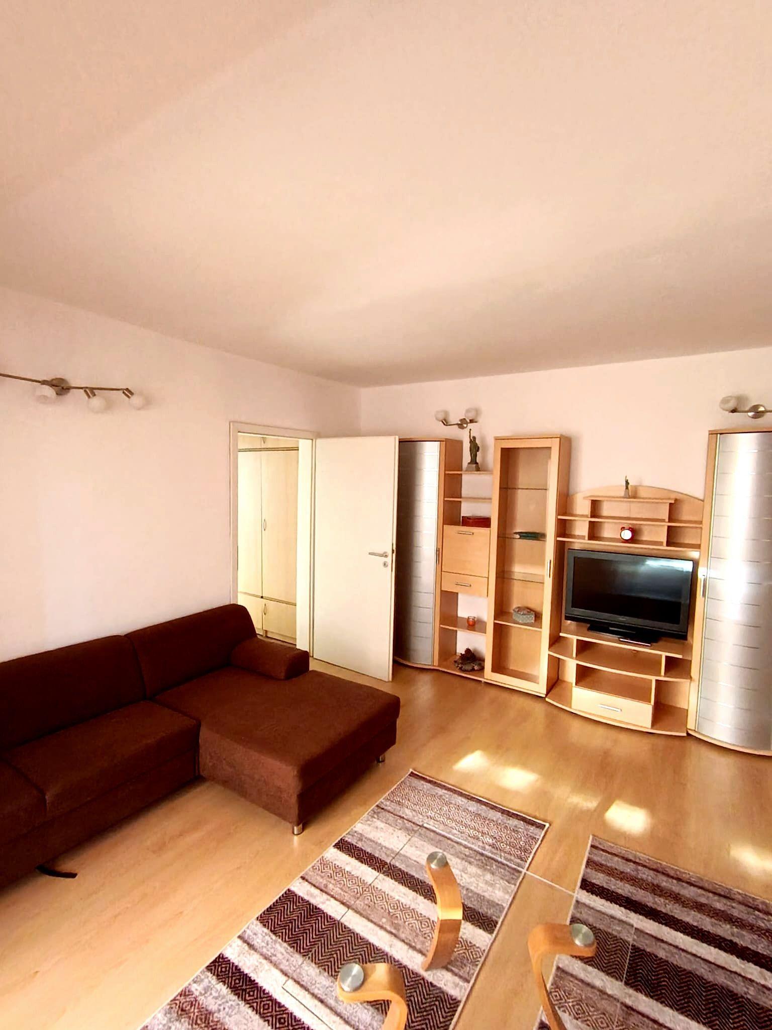 Apartament cu 2 camere, 55 mp, centrală proprie și aer condiționat - 1