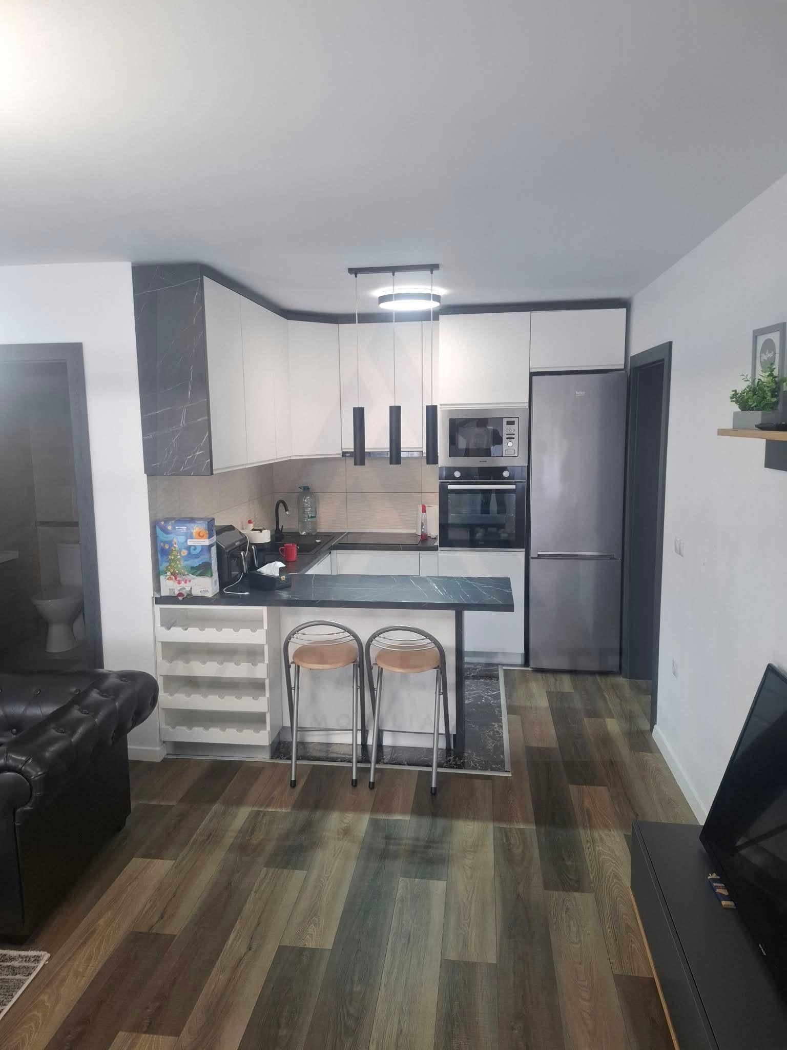 Apartament 2 camere 48 mp utili cu gradina in zona Sub Arini - 2