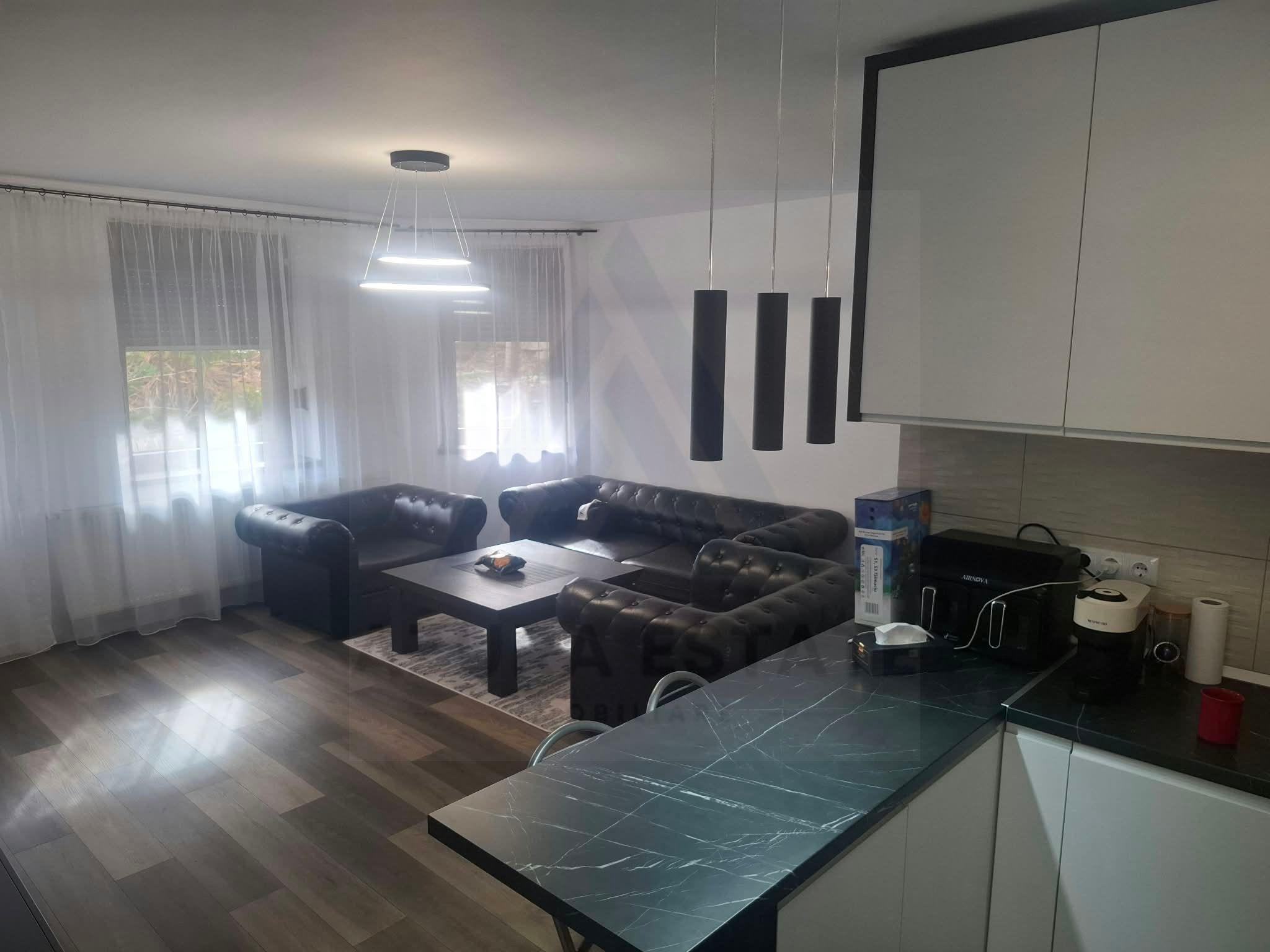 Apartament 2 camere 48 mp utili cu gradina in zona Sub Arini - 1