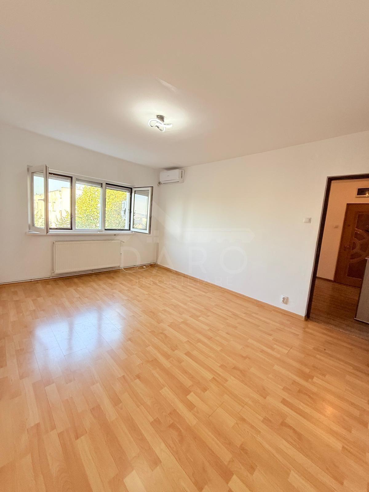 Apartament două camere de vânzare Dâmbu renovat - 6