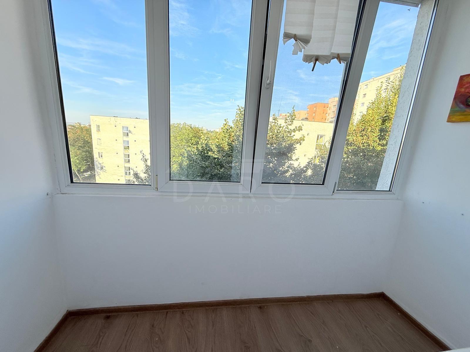Apartament două camere de vânzare Dâmbu renovat - 8