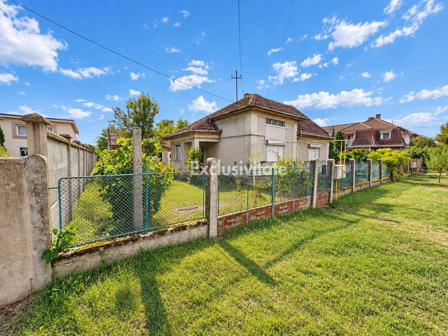 Casă de Vanzare, Str.Bradului,Nr.68,Satu Mare - 2