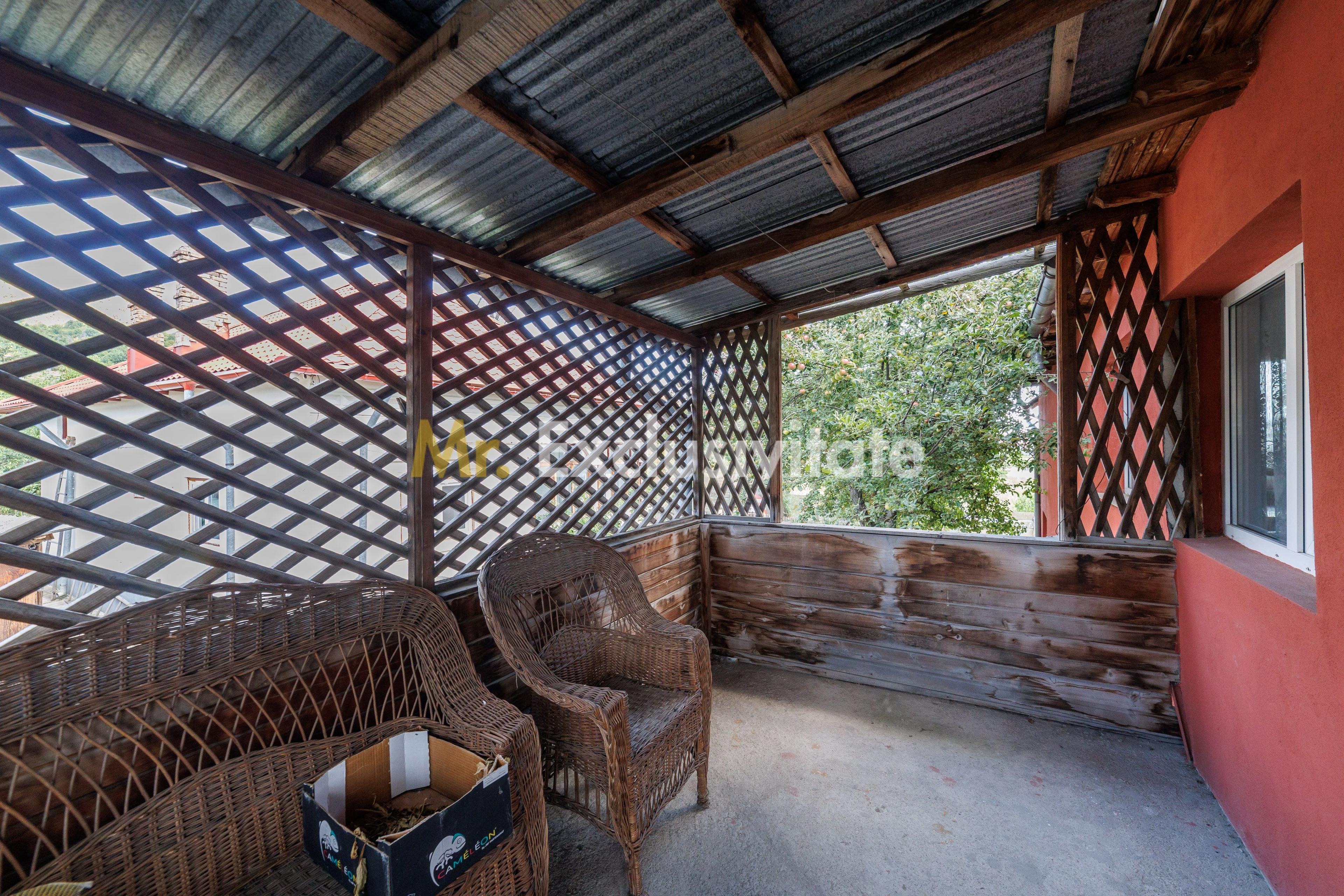 CASA P+M de vanzare in Stefanesti-Arges-3 camere, garaj, utilitati - 9