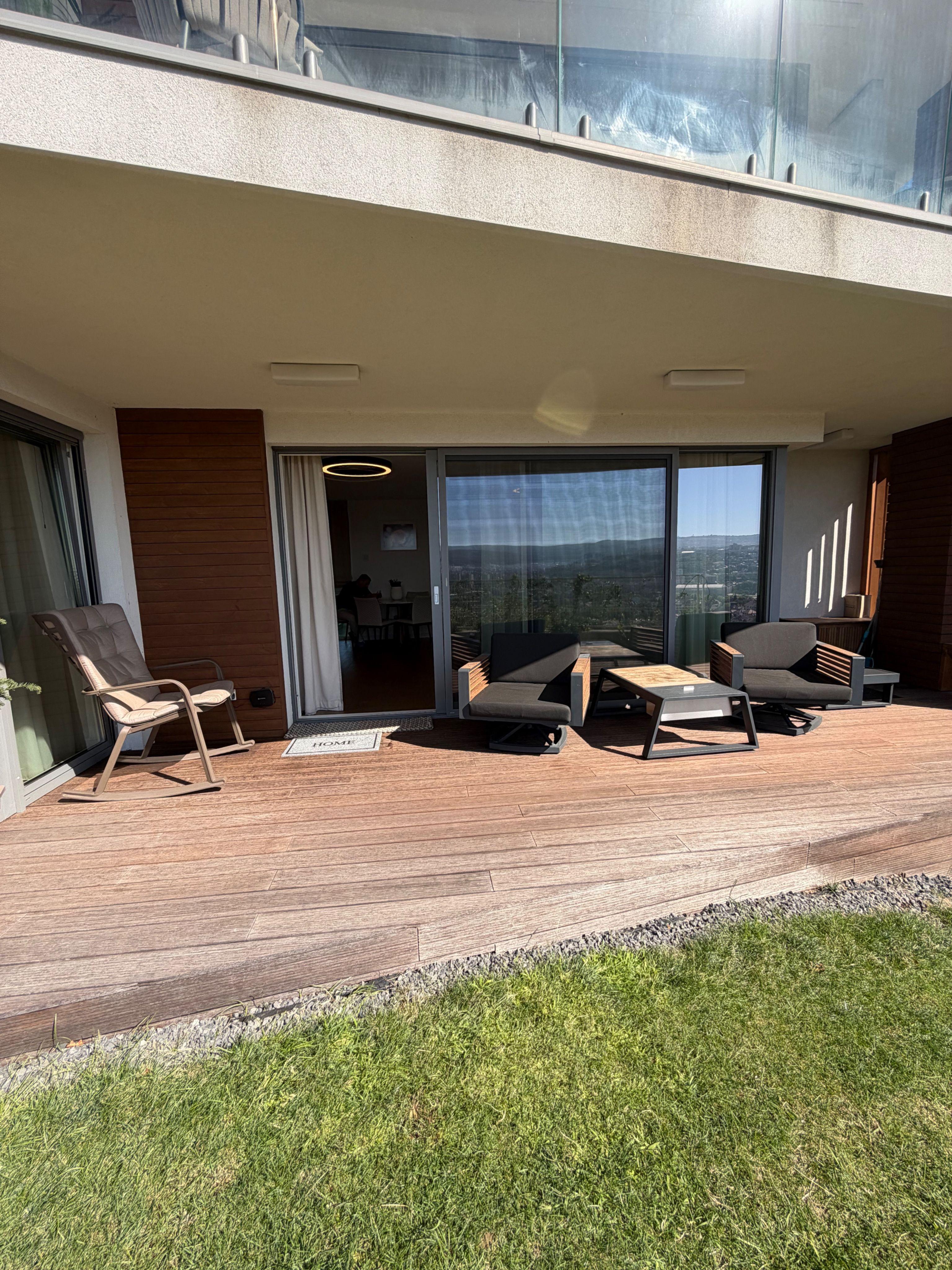 Apartament PREMIUM cu curte, terasă și lift cu acces direct în living - 32