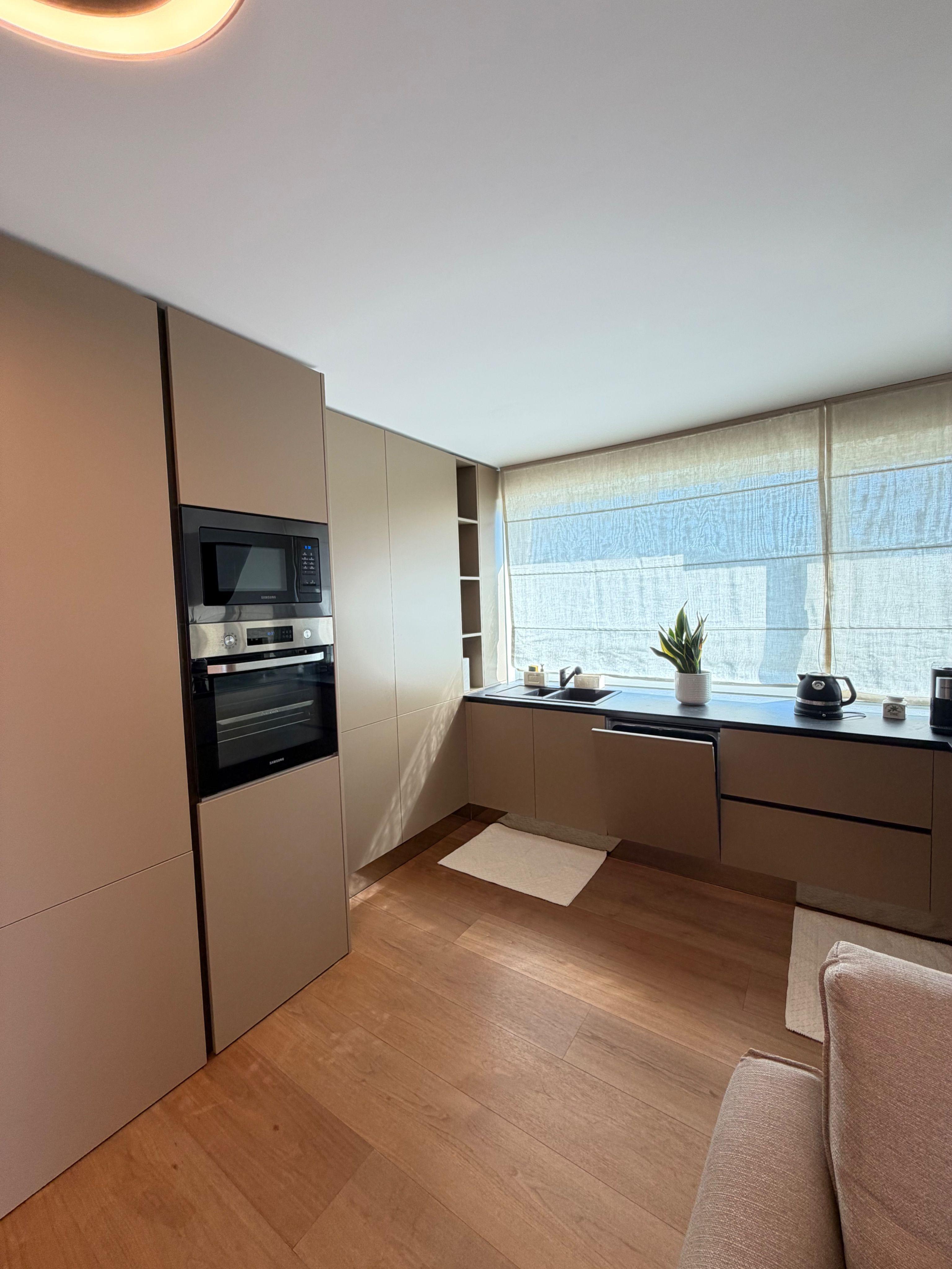 Apartament PREMIUM cu curte, terasă și lift cu acces direct în living - 23