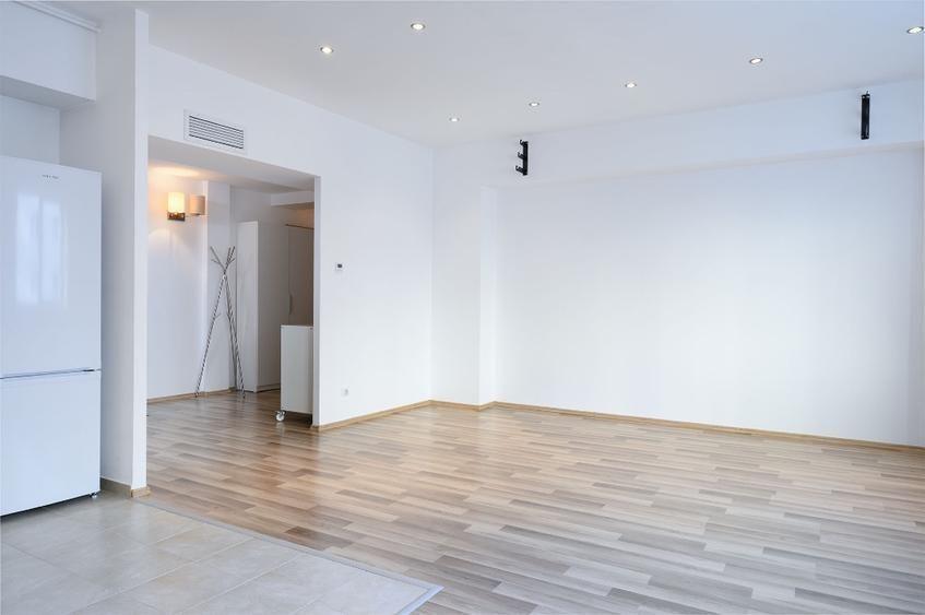 Vanzare Apartament 3 camere Zona Vitan Barzesti - 5