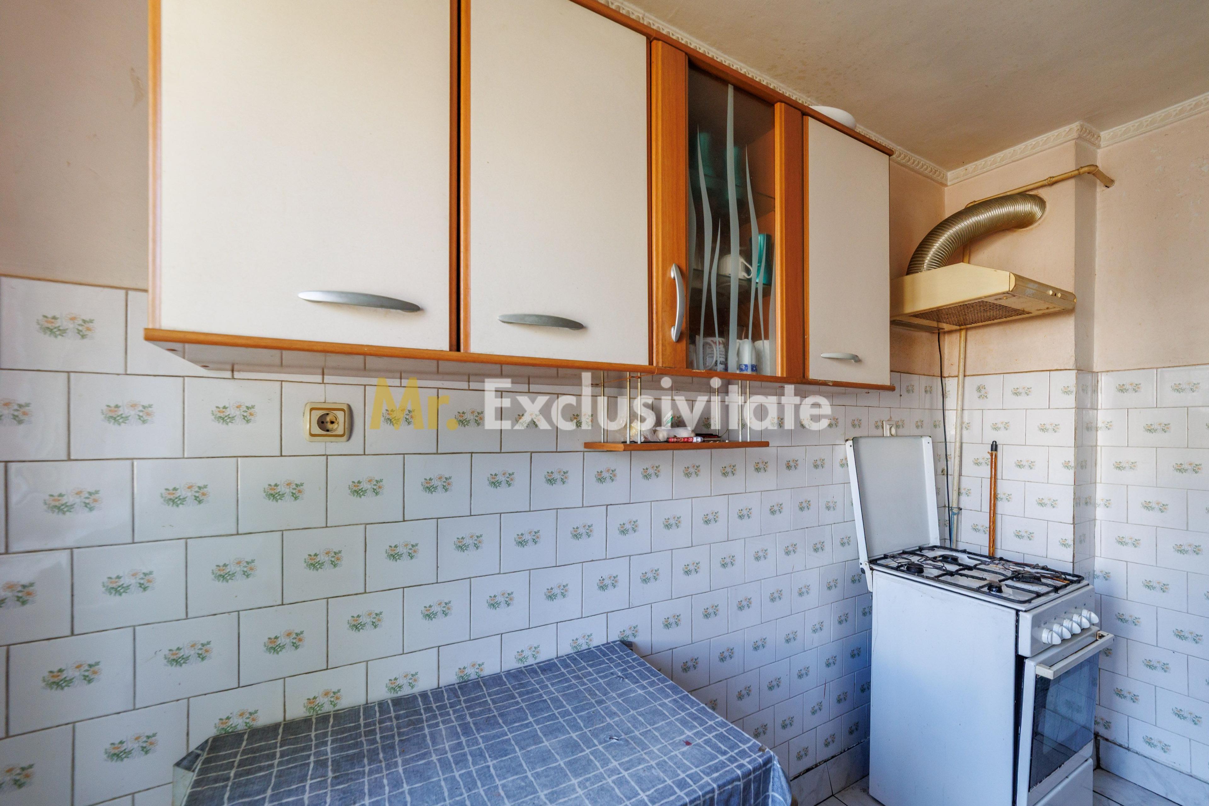 Apartament Trivale et.1 linga Piata si Sc.12 - 8