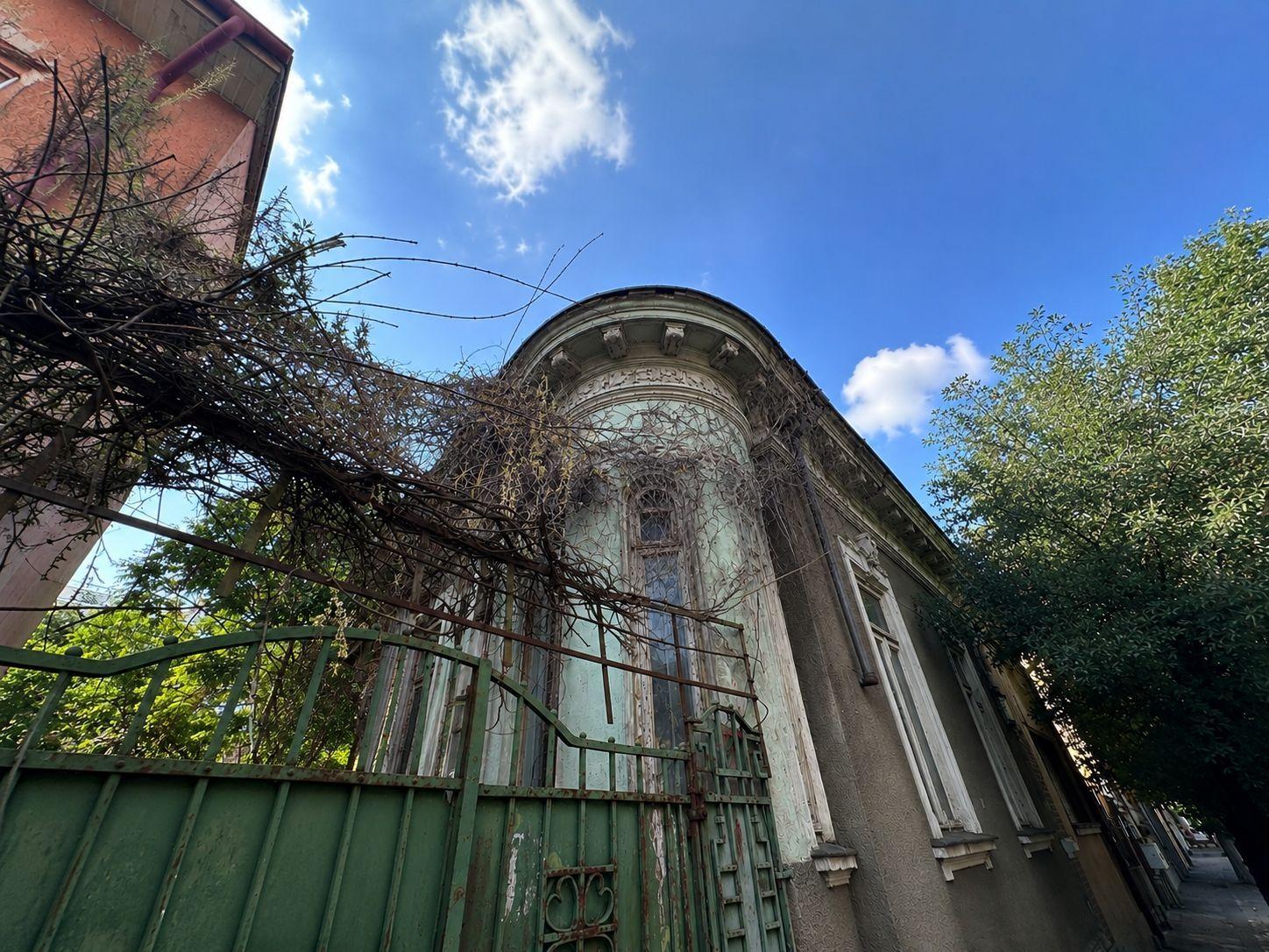 Strada Silvestru | Armeneasca | Casa cu teren individual 302mp - 1