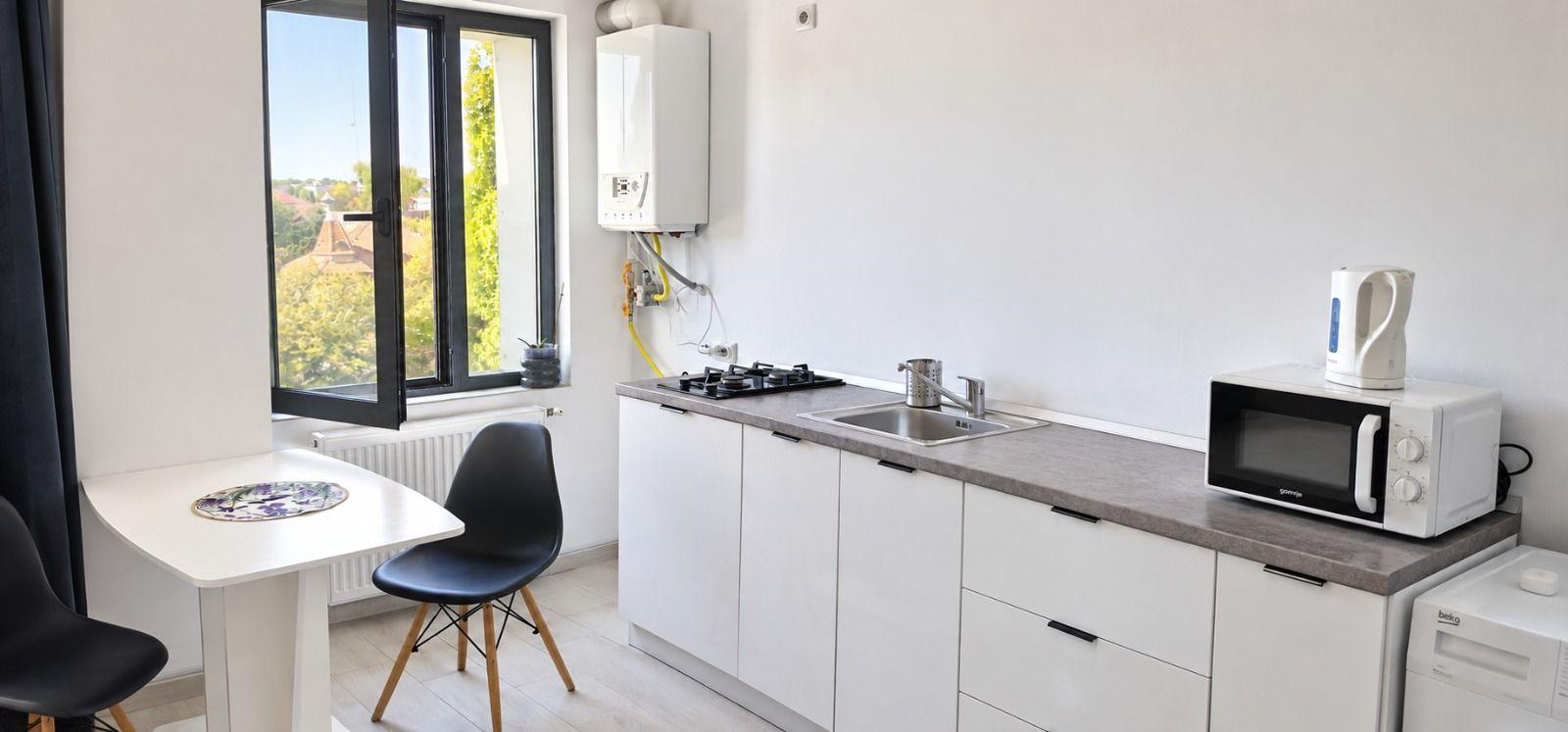 De inchiriat studio ultracentral, etaj 2, 400 euro - 4