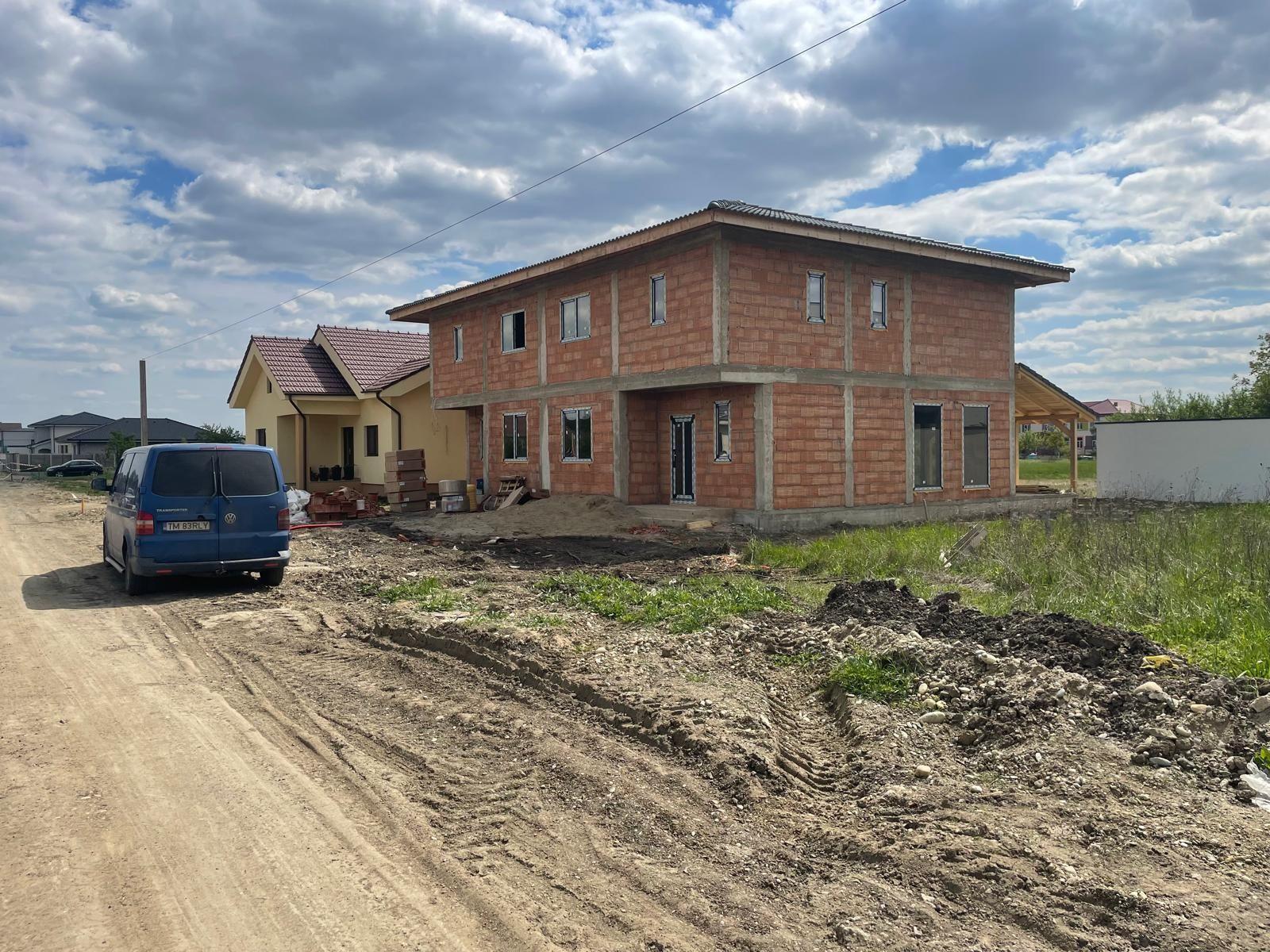 Jumătate de duplex la roșu de vânzare în Giarmata Vii, 129,52 mp utili - 3