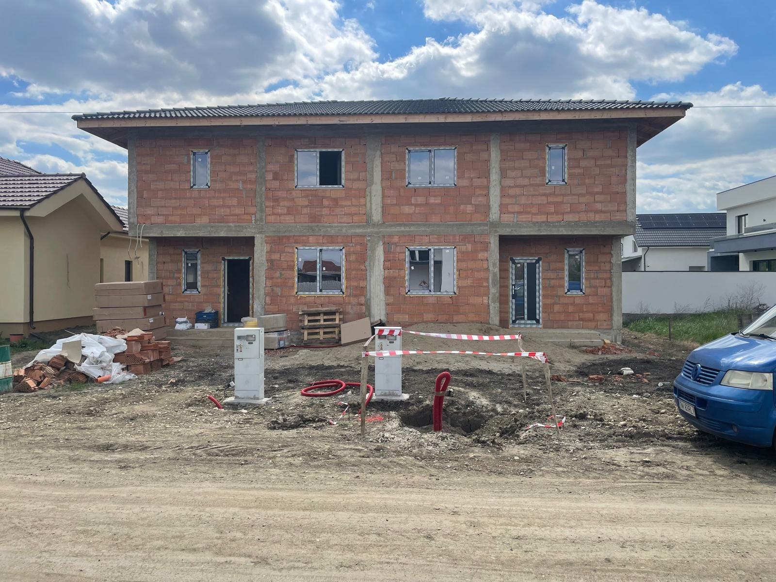 Jumătate de duplex la roșu de vânzare în Giarmata Vii, 129,52 mp utili - 1
