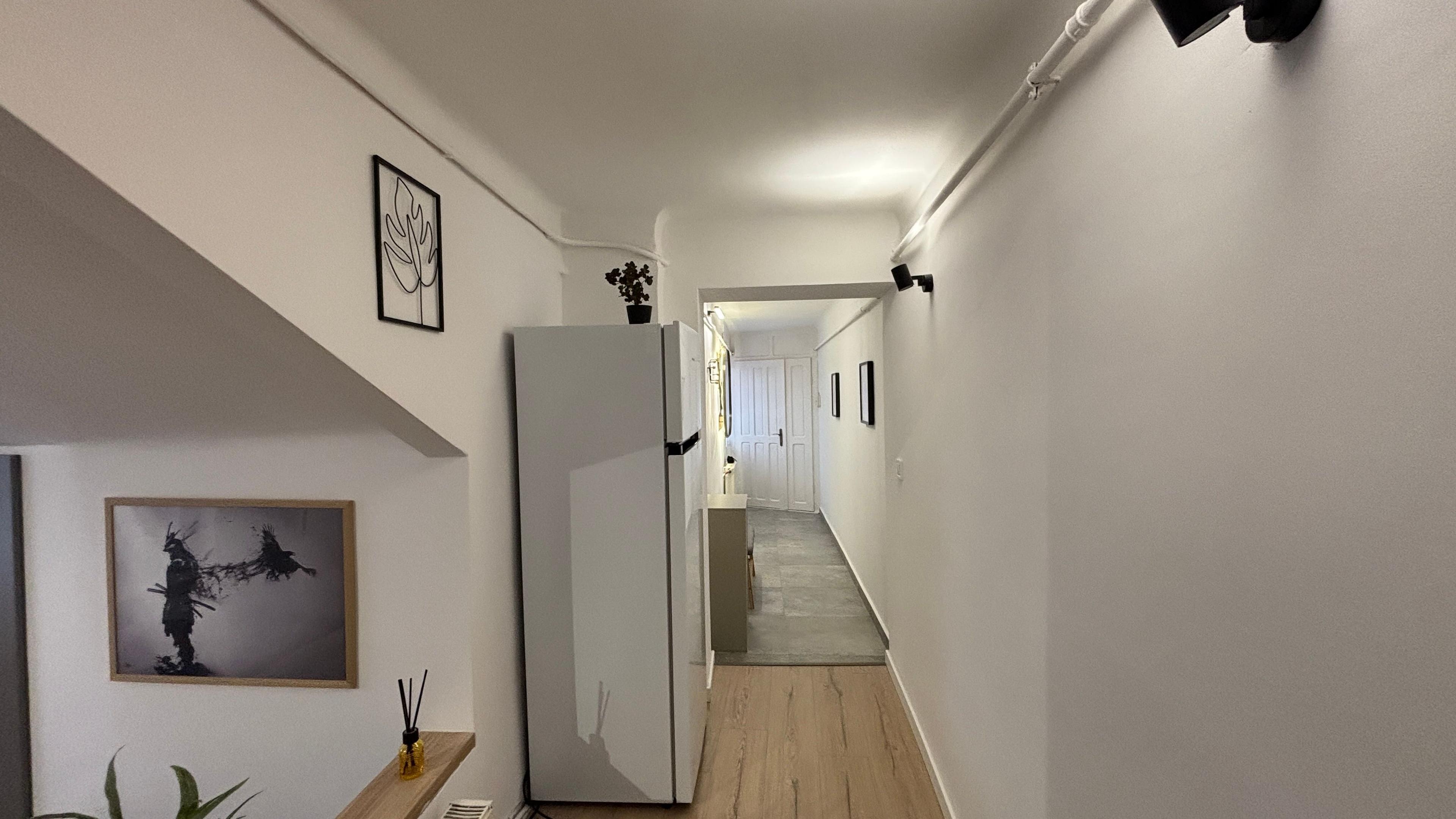 Apartament ultracentral de 41 mp utili, în imobil istoric – Str. Regel - 7