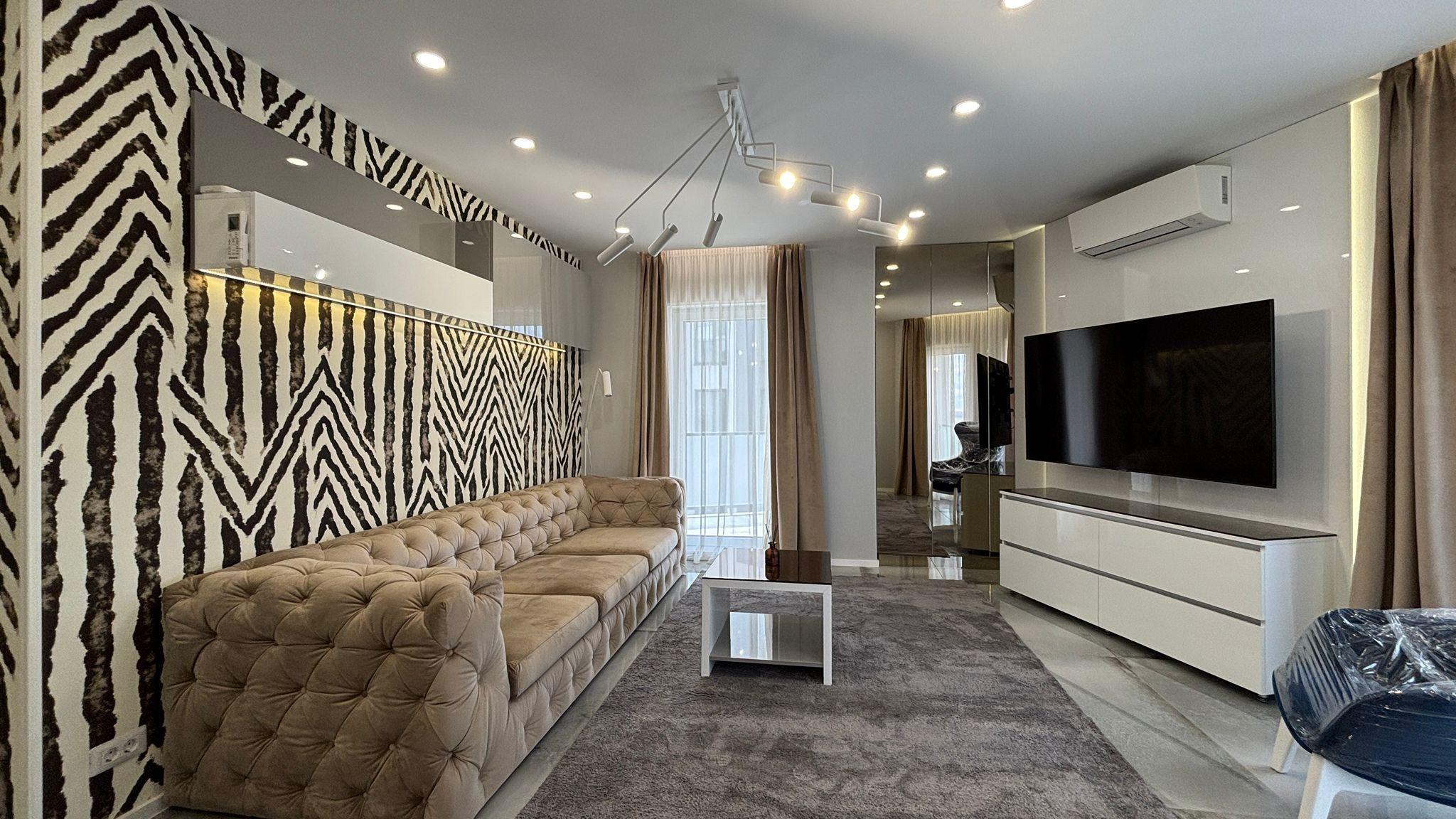 Apartament superfinisat | 2 camere | 2 parcări | M. Romanul - 1