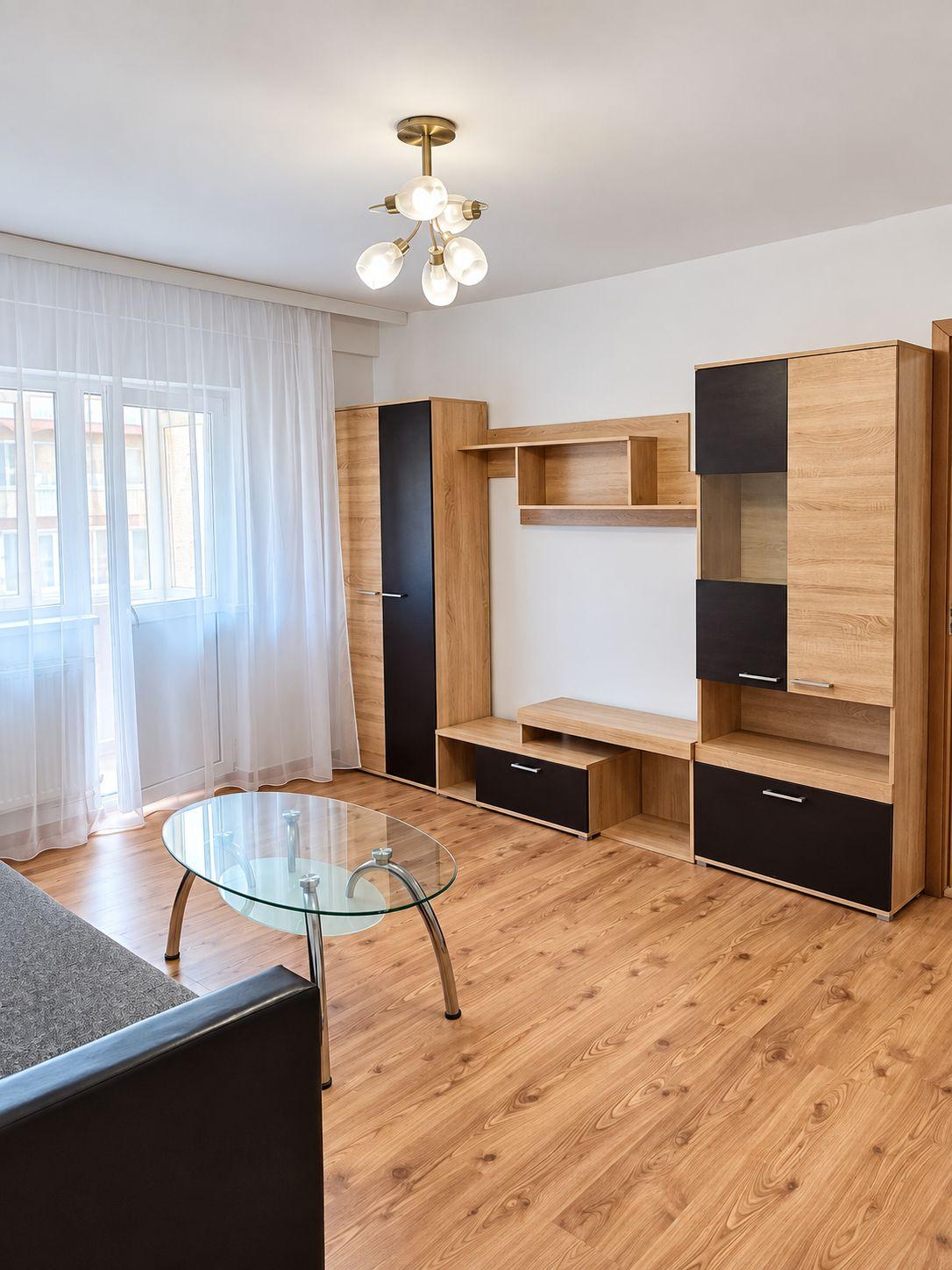 Apartament renovat cu 2 camere și balcon – zona Lugojului - 1