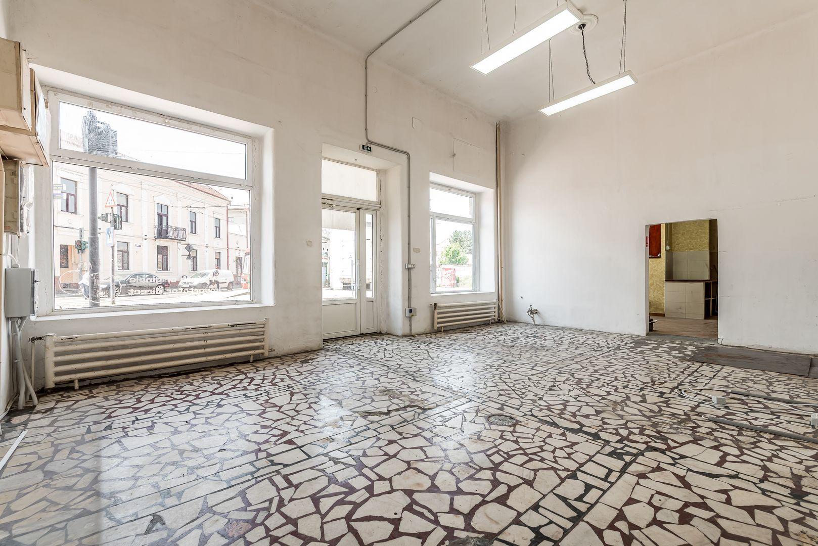 Spațiu comercial spre închiriere | Zona Boul Roșu – Palatul Steiner - 4