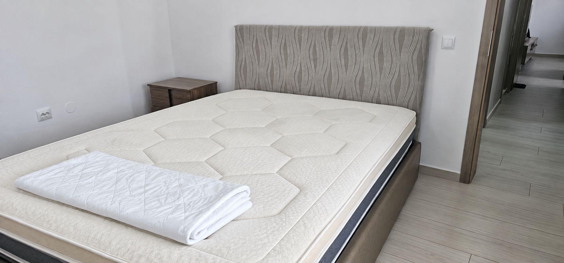 Apartament cu 3 camere - str. Domneasca, ultracentral, bloc nou - 700 euro - 13