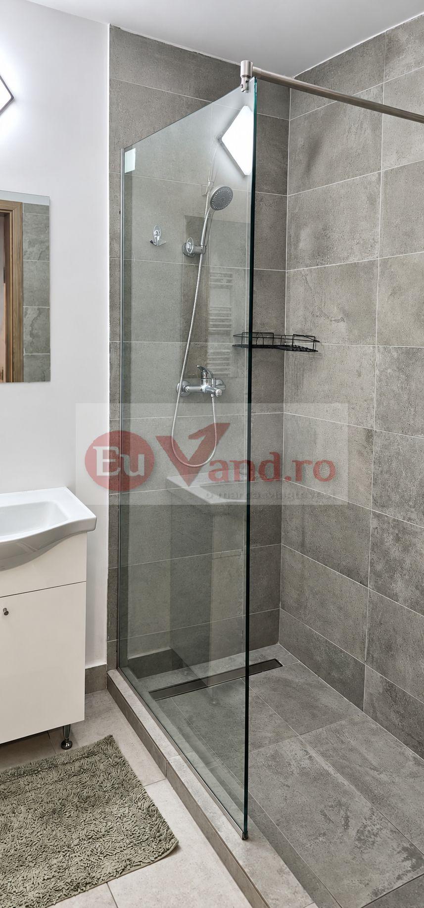 Apartament cu 3 camere - str. Domneasca, ultracentral, bloc nou - 700 euro - 4