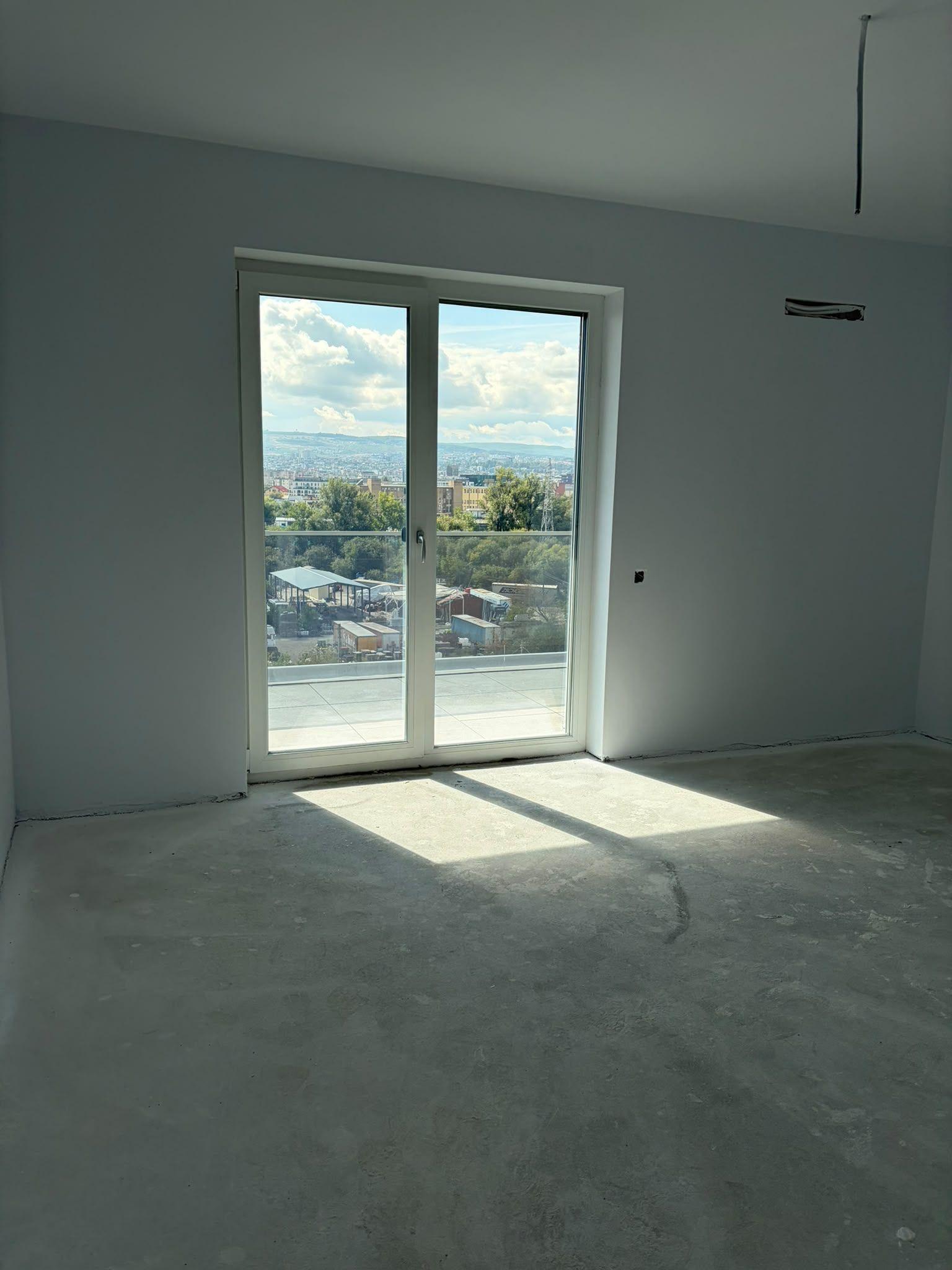 Apartament decomandat | 3 camere | 2 bai | 2 terase | parcare | Junior - 6