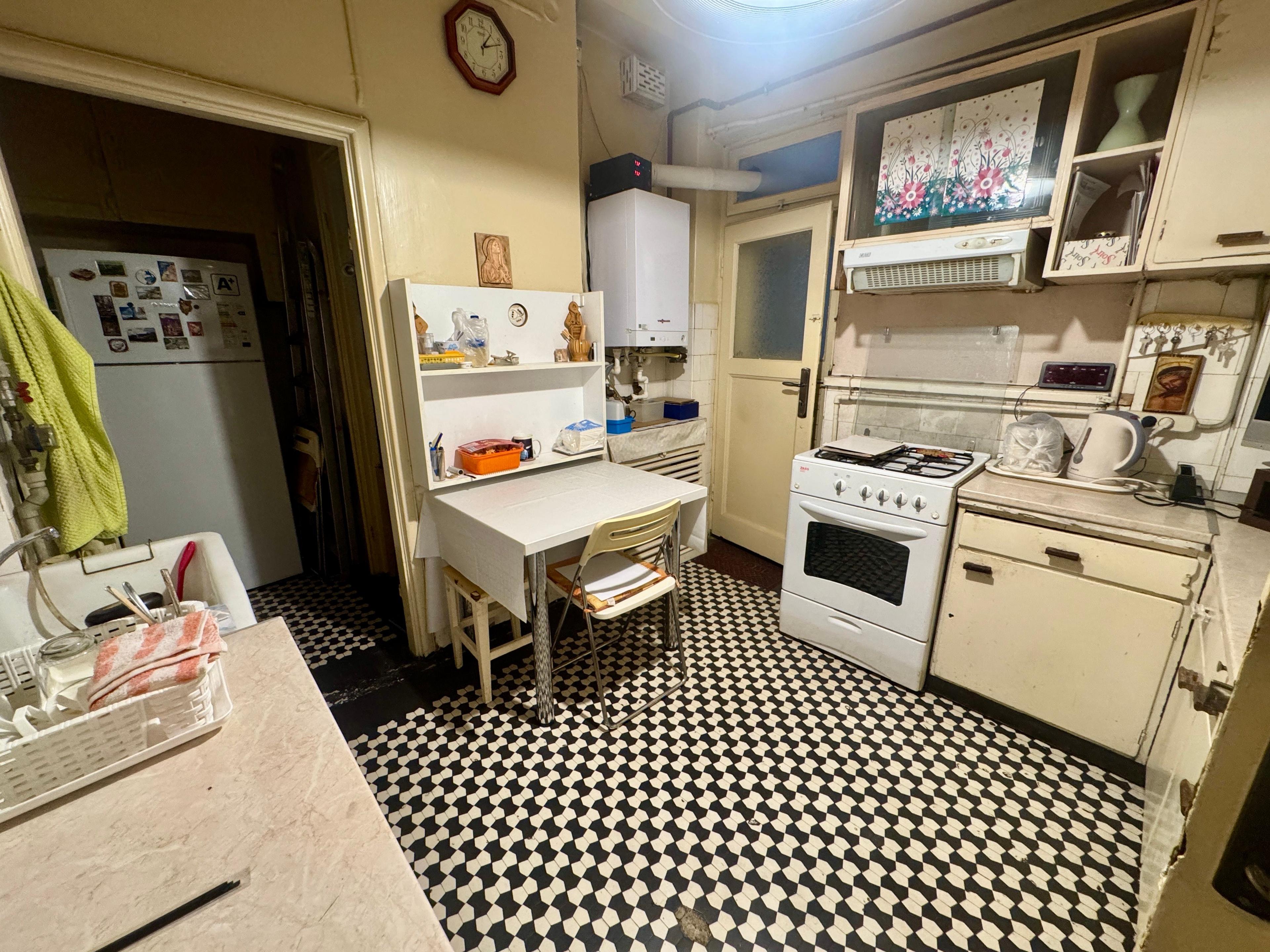 Apartament 4 Camere-Mantuleasa -100mp fără risc/fără urgenta - 10