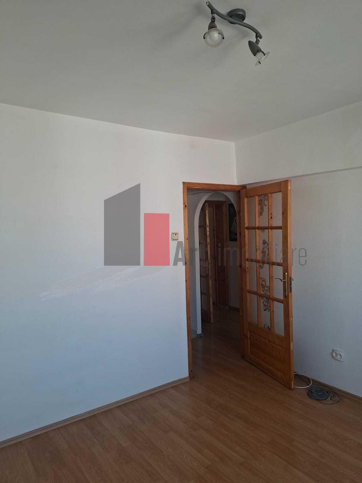 APARTAMENT 2 CAMERE MOSILOR - 3