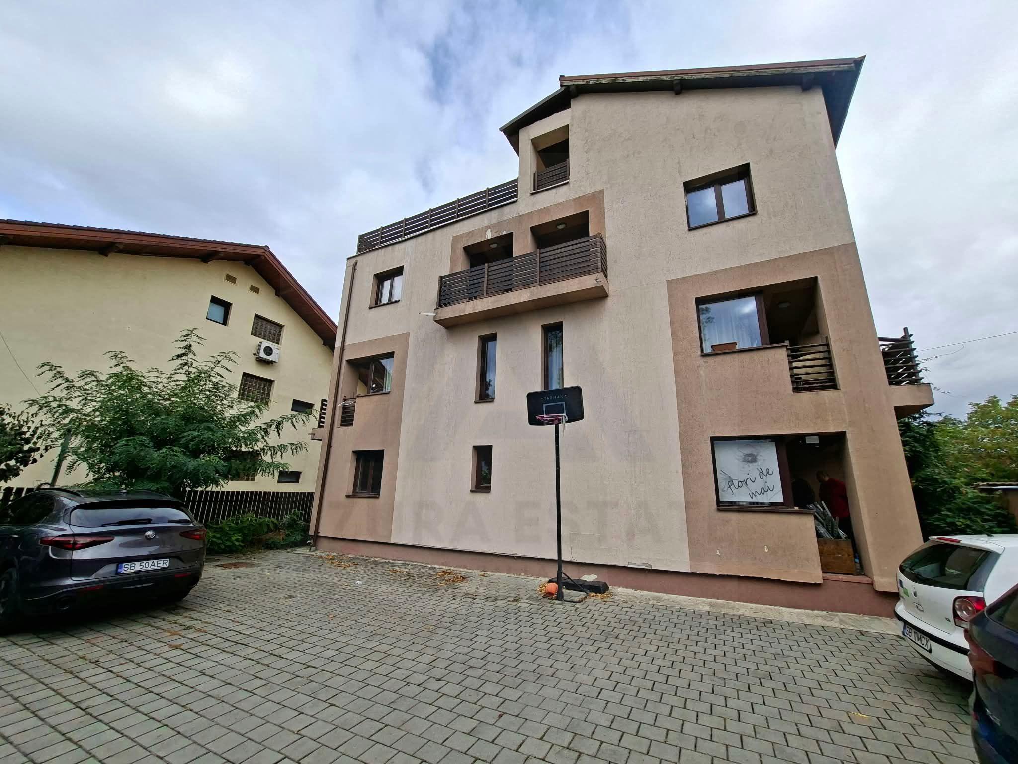 Apartament 3 camere 94 mp utili 2 bai 2 terase curte Calea Dumbravii - 1