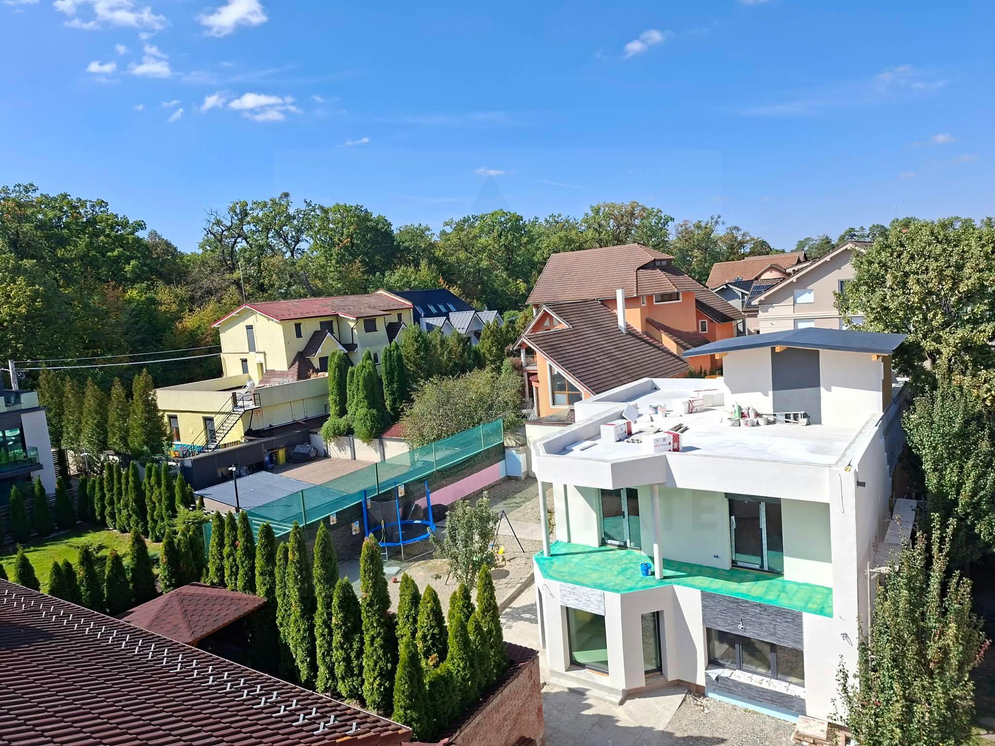 Apartament 3 camere 94 mp utili 2 bai 2 terase curte Calea Dumbravii - 11