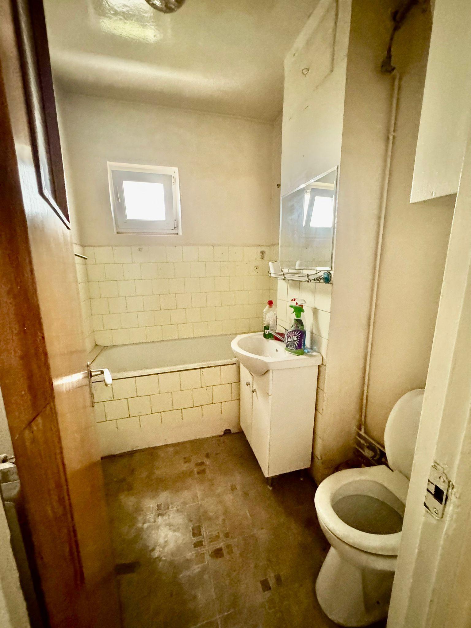 Apartament 4 Camere /Decomandat /Metro Obor - 14