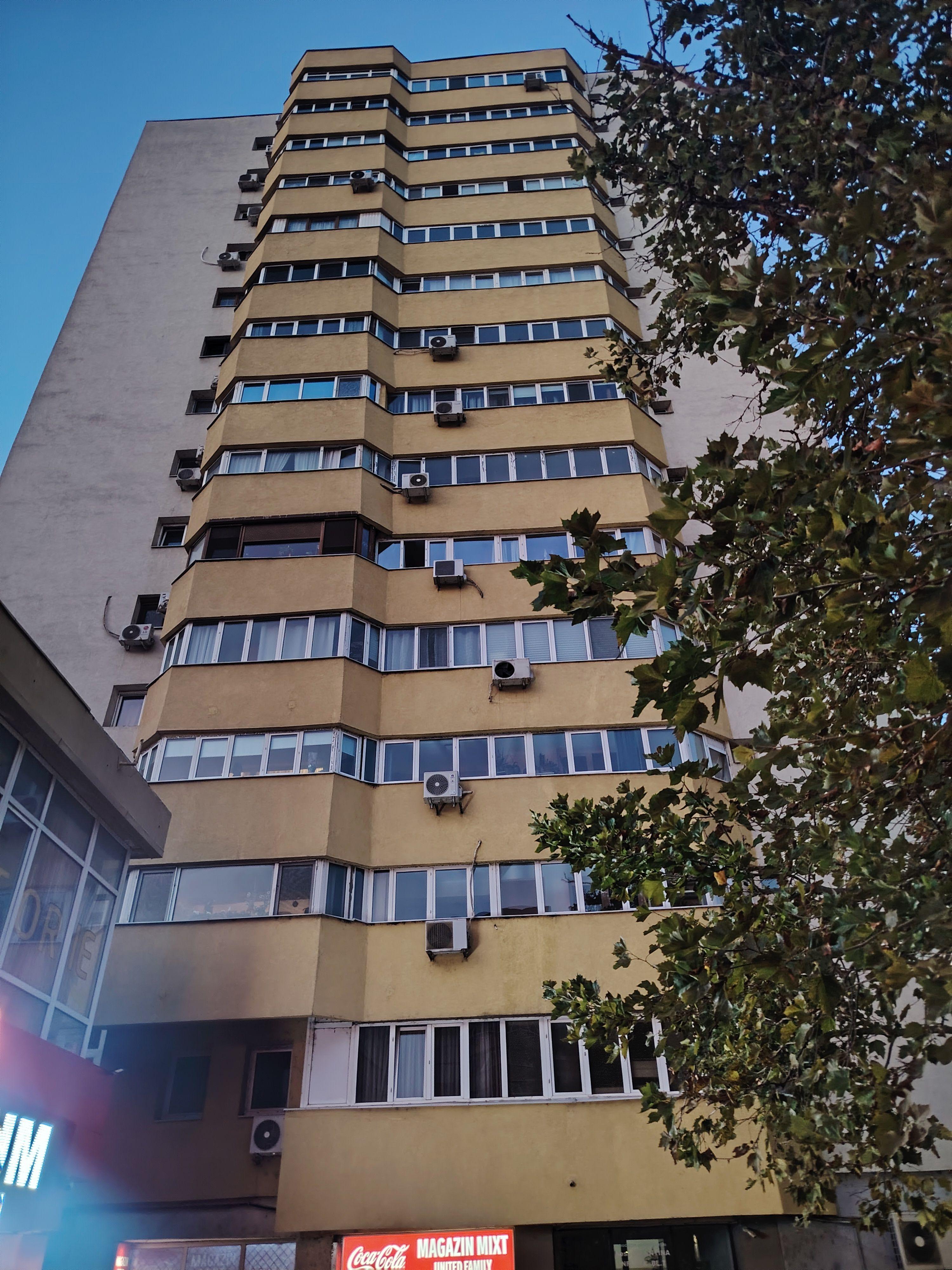 Apartament 4 Camere /Decomandat /Metro Obor - 1
