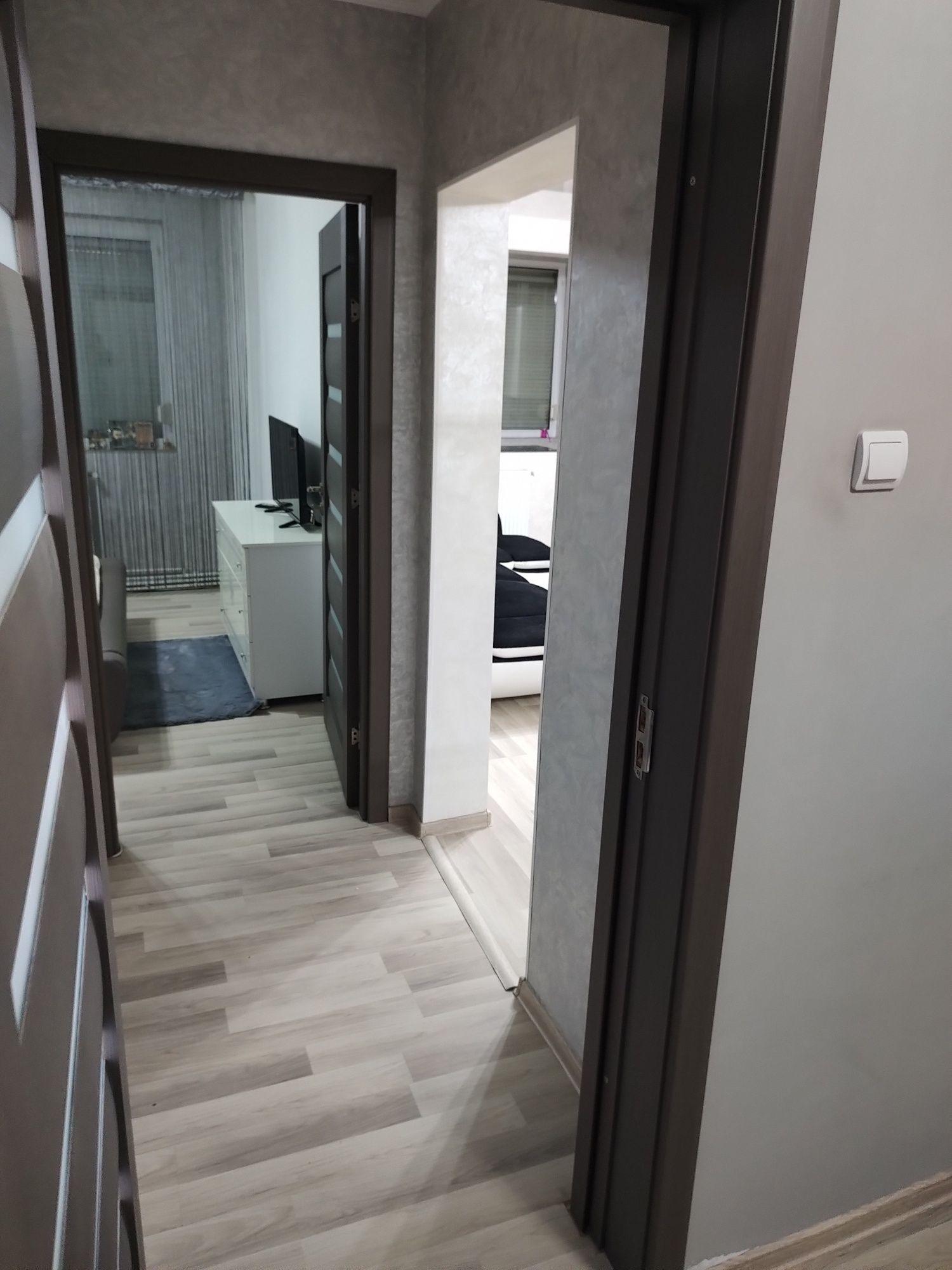 APARTAMENT 3 CAMERE – MICRO 17 – RENOVAT – ETAJ 3/4 – 64 MP - 3