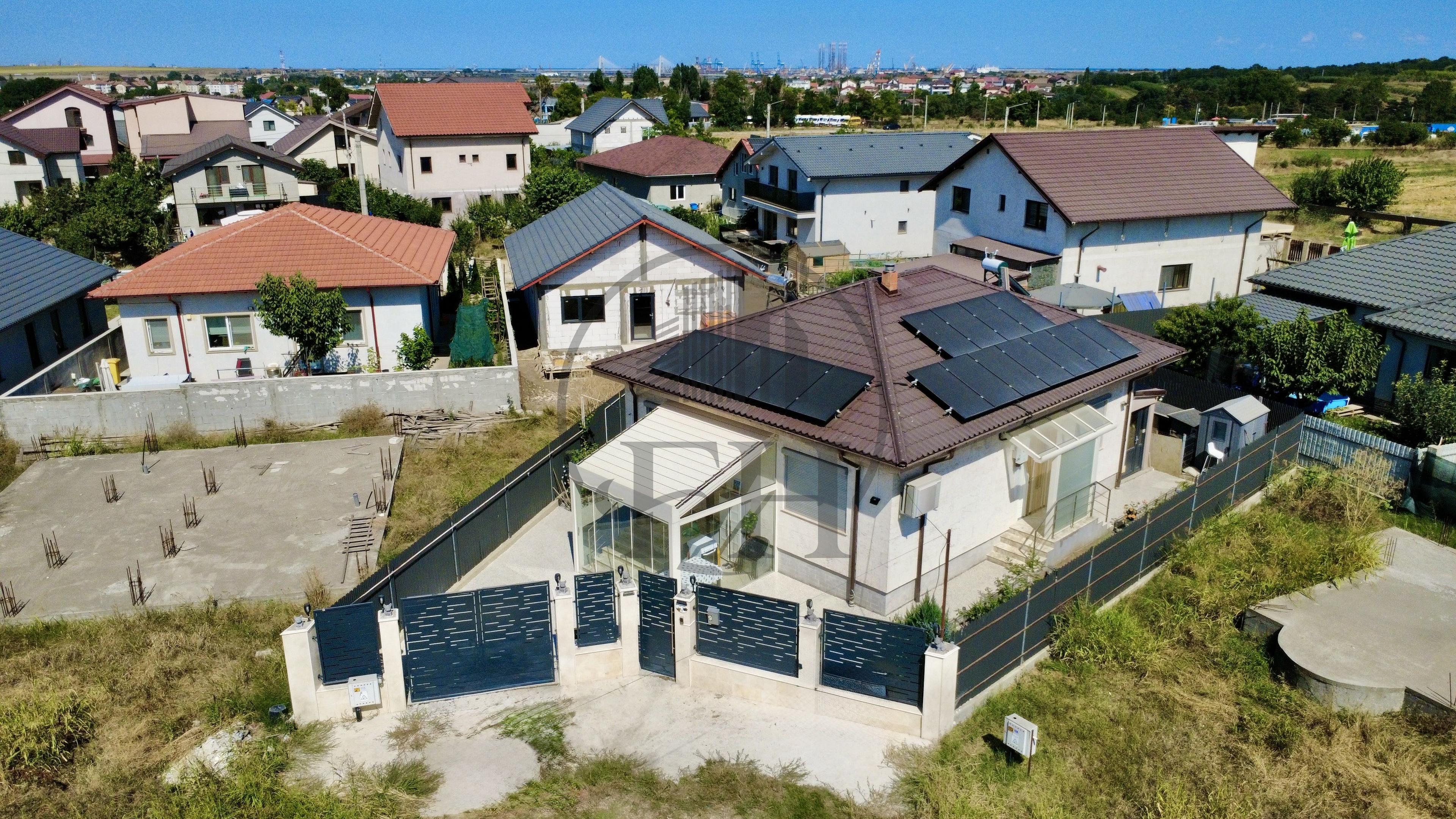 Casă / Vilă de vânzare Agigea, Constanța - 1
