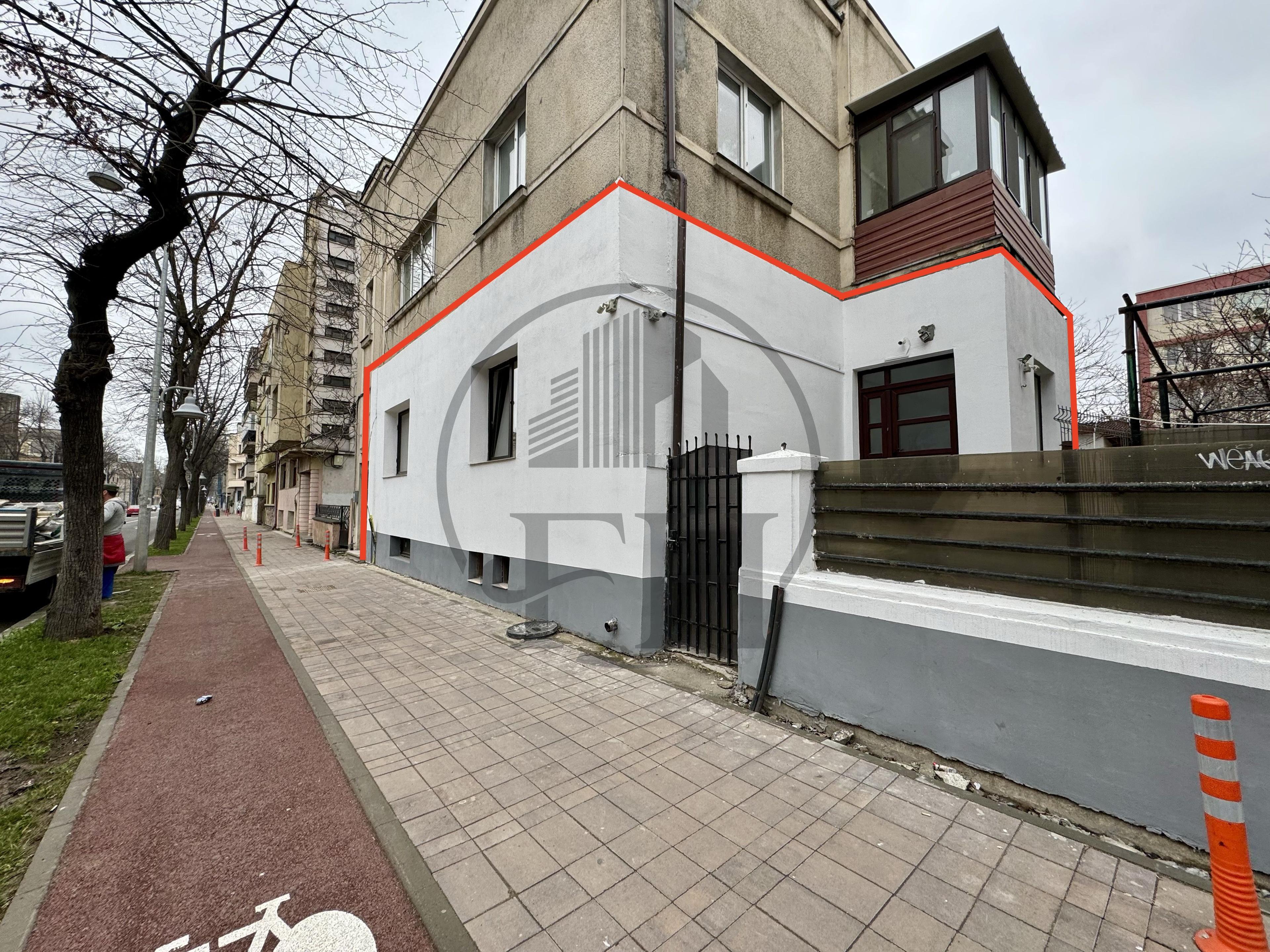 Apartament 3 camere de vanzare Constanta, Bd. Ferdinand - 1