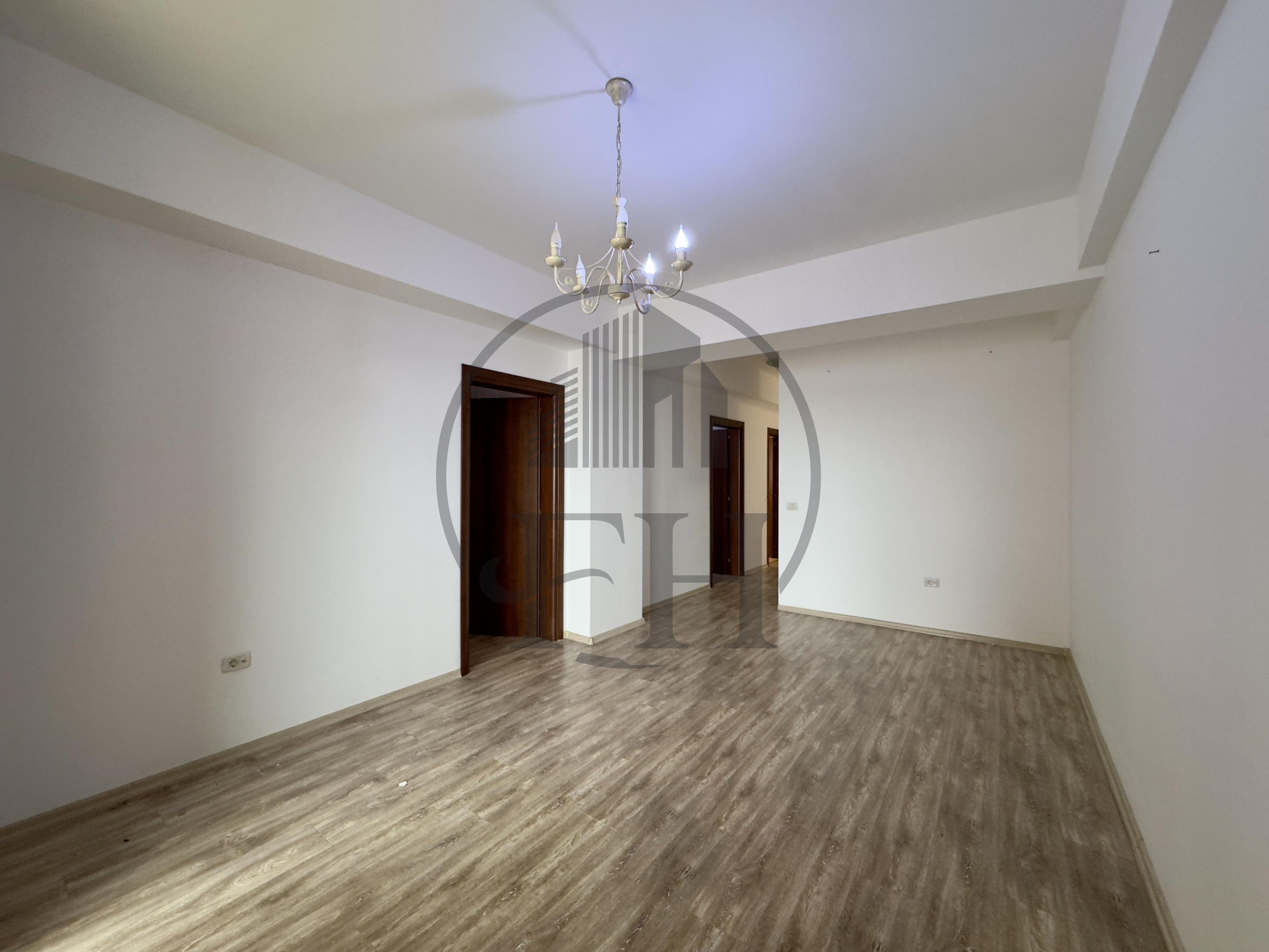 Apartament 3 camere de vanzare Mamaia, zona Summerland - 1