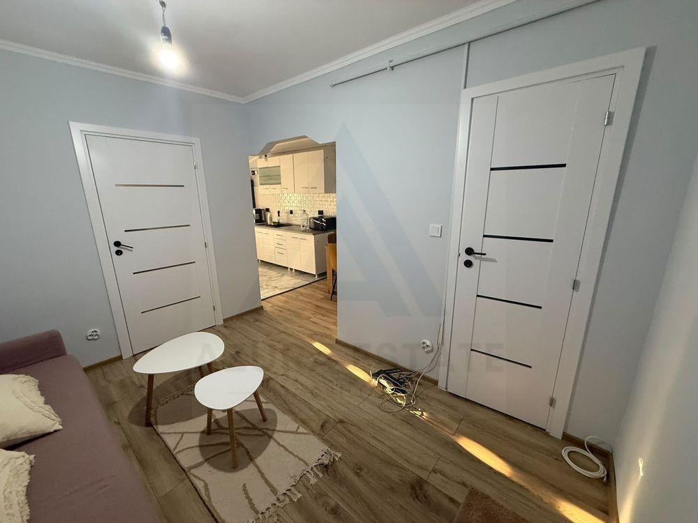 Apartament 2 camere semidecomandat etaj 1 zona Centrala - 2