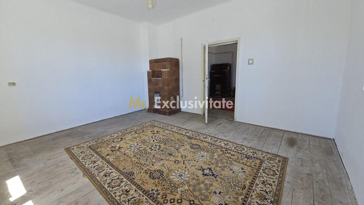 De Vânzare Casă 2 camere P-ȚA Mică - 8