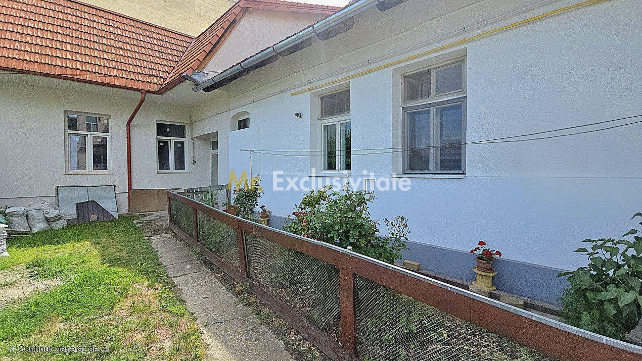 Casă cochetă cu 3 camere de vânzare, chiar în inima orașului Satu Mare! - 6