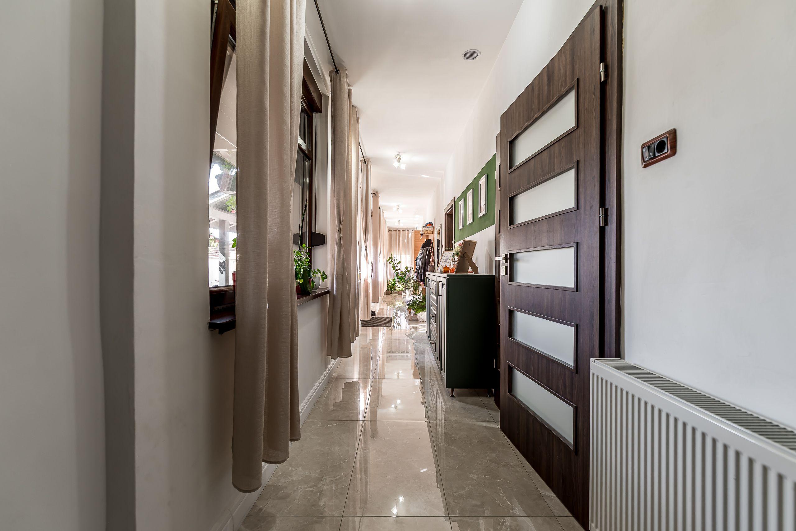 Casa renovata 4 camere - Sanicolau Mic - COMISION 0 - 4