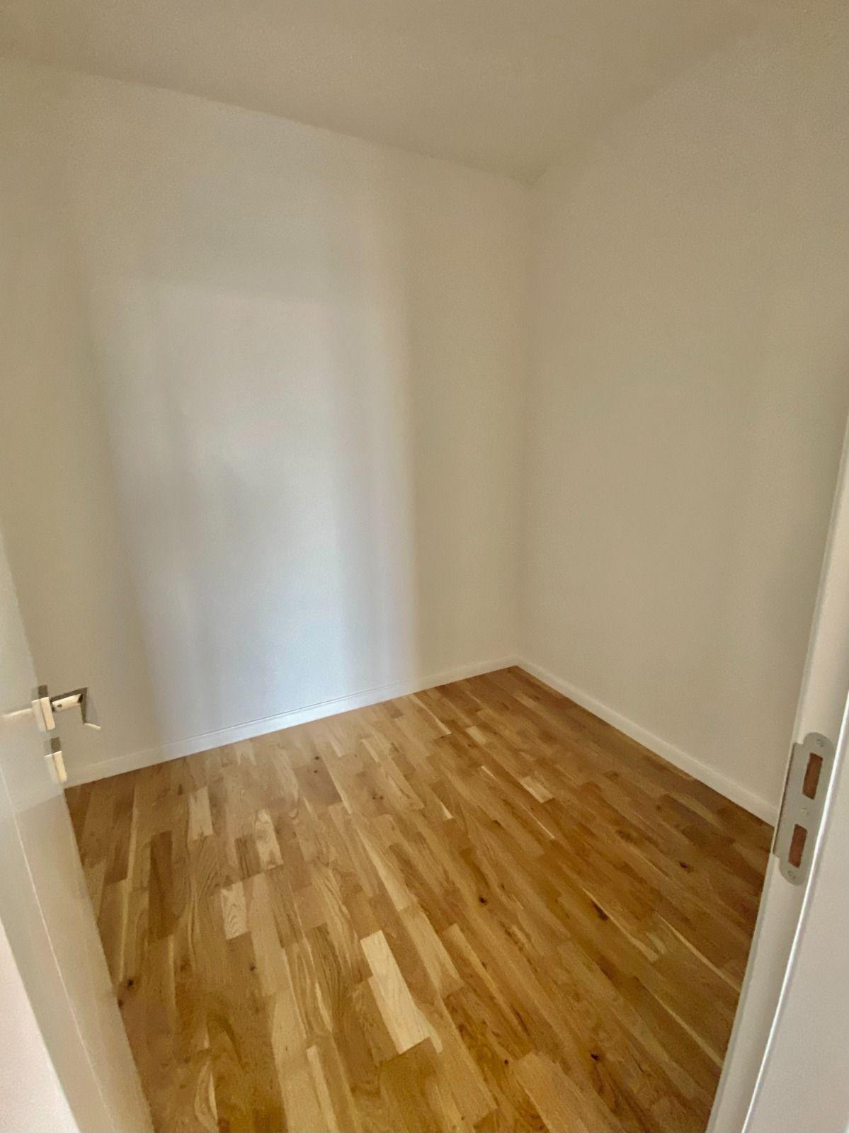Vand Apartament 3 camere cu terasa in imobil nou Pipera - 9