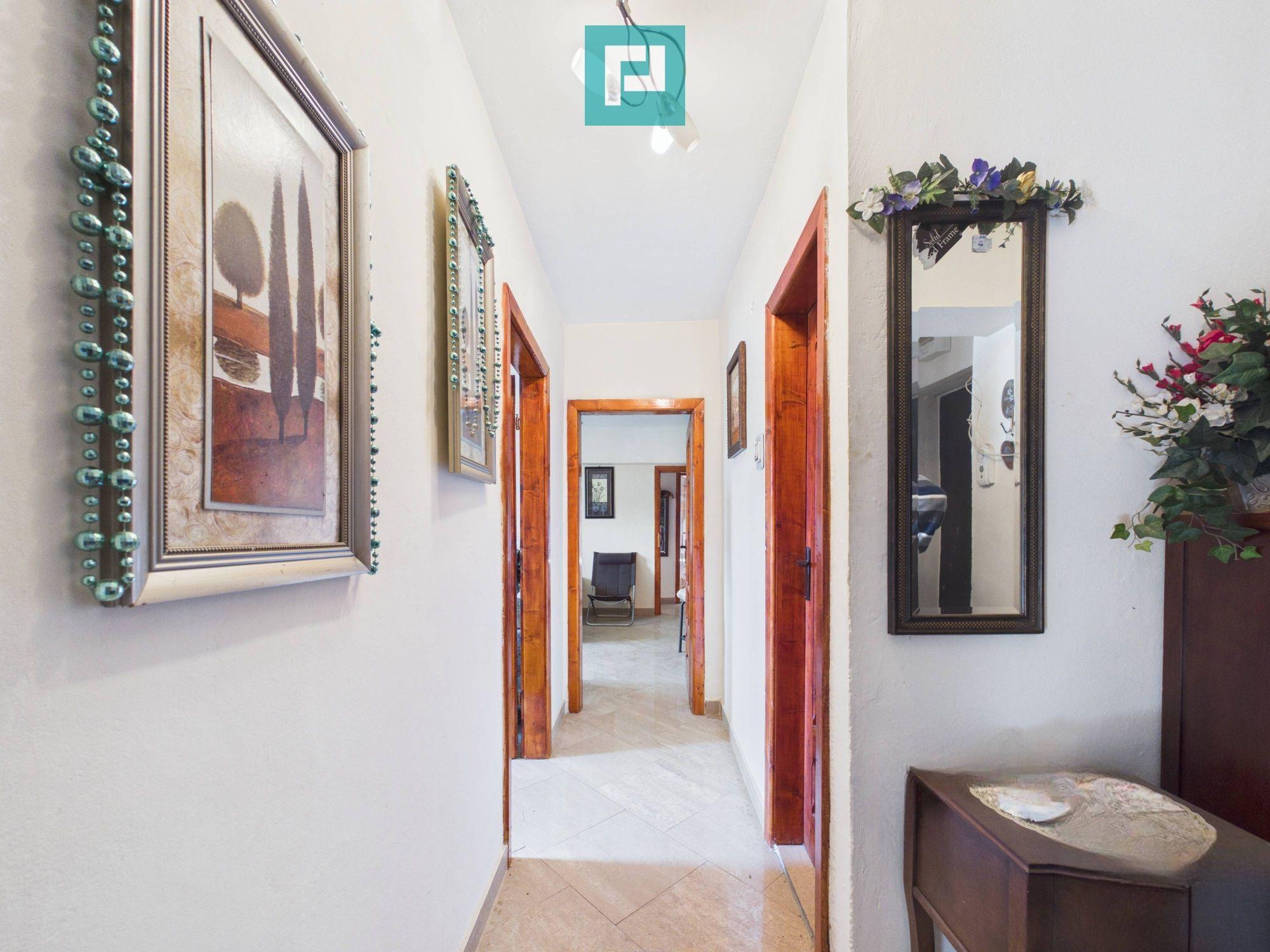 Apartament cu 3 camere, în orașul Sebiș, Arad