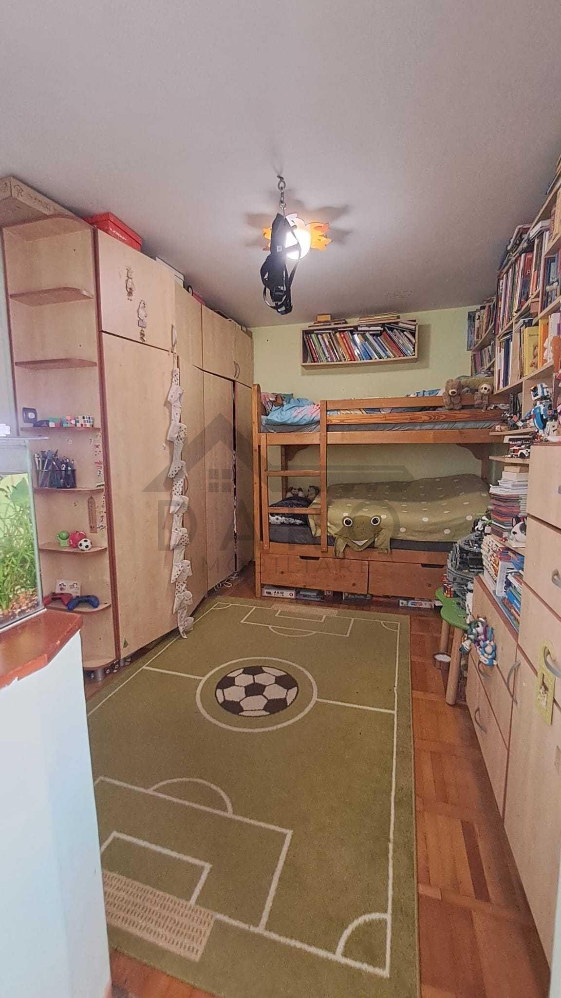 Vânzare apartament cu 2 camere - 2