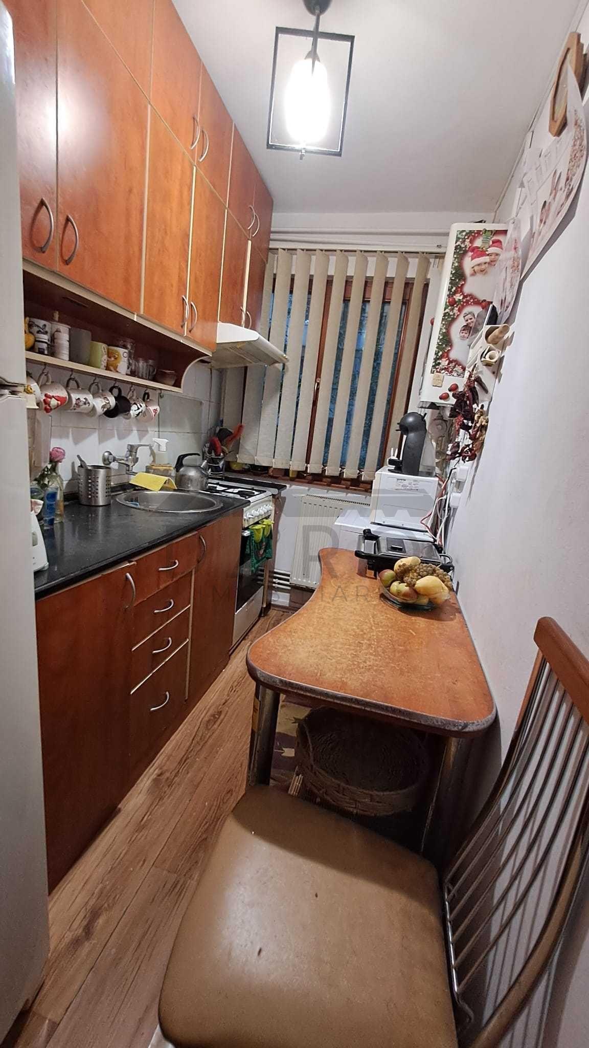 Vânzare apartament cu 2 camere - 1