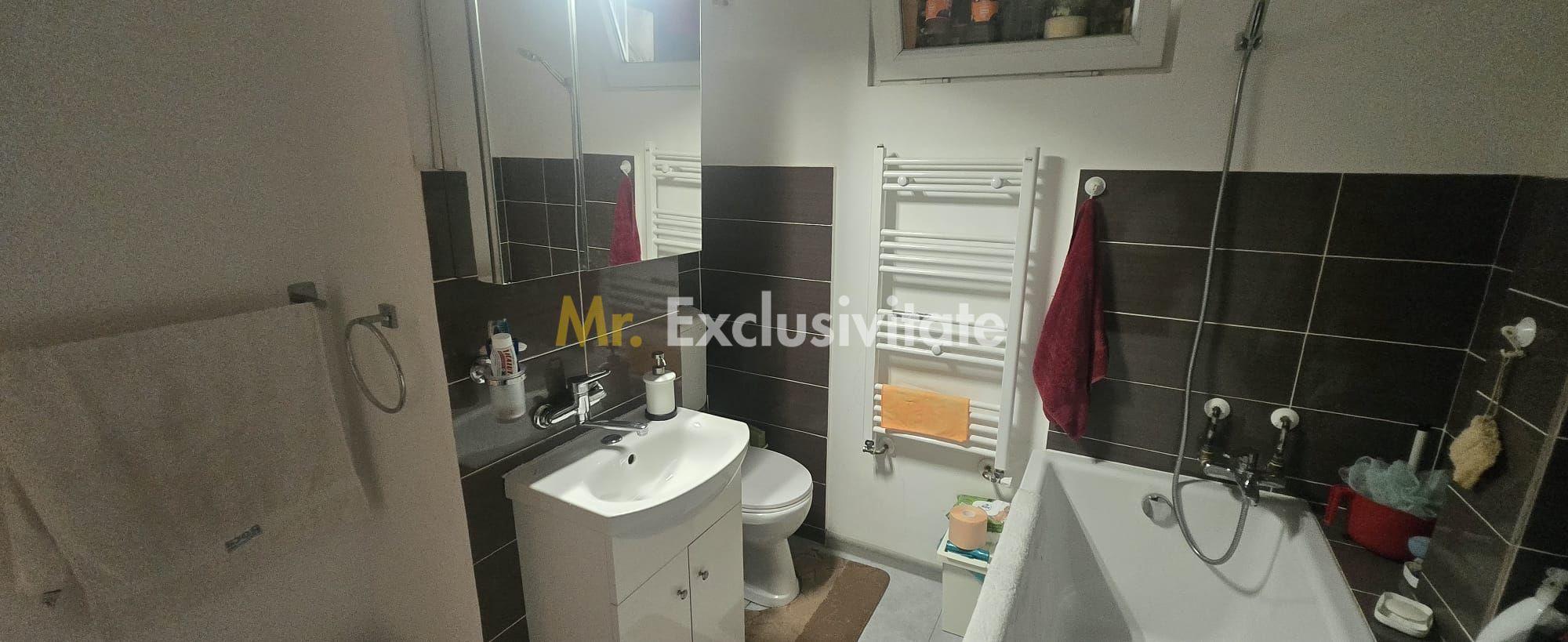 Apartament cu 3 camere decomandat, 71 mp – zona 9 Mai - 10
