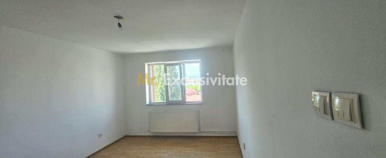 De vânzare apartament 2 camere decomandat | Zona 8 Mai - 18