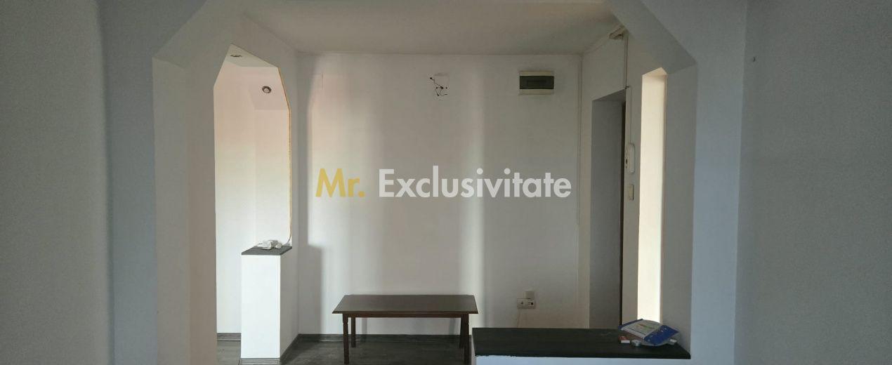 De vânzare apartament 2 camere decomandat | Zona 8 Mai - 7