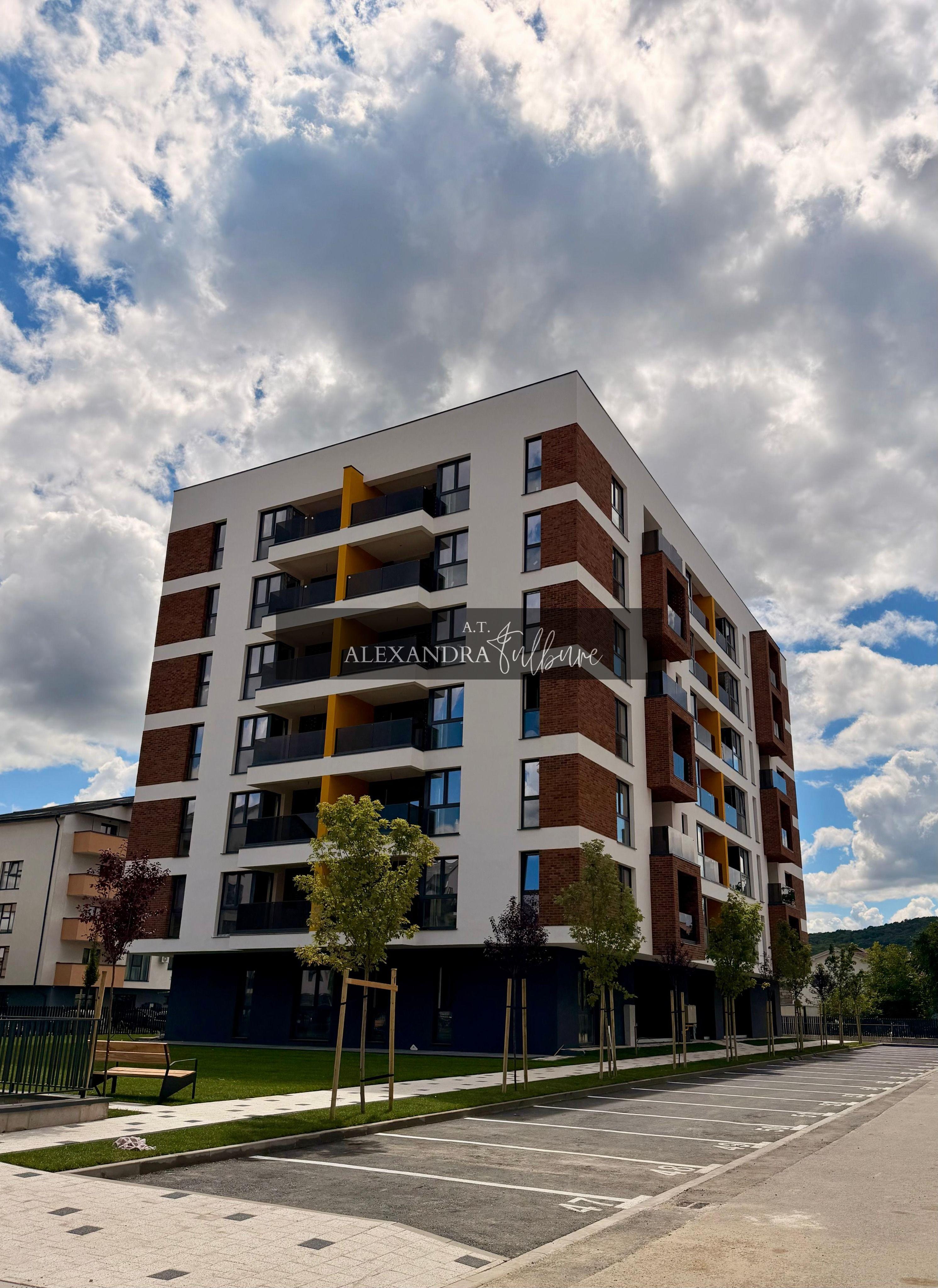 Apartament semifinisat 4 camere I Strada Tineretului I Floresti - 1