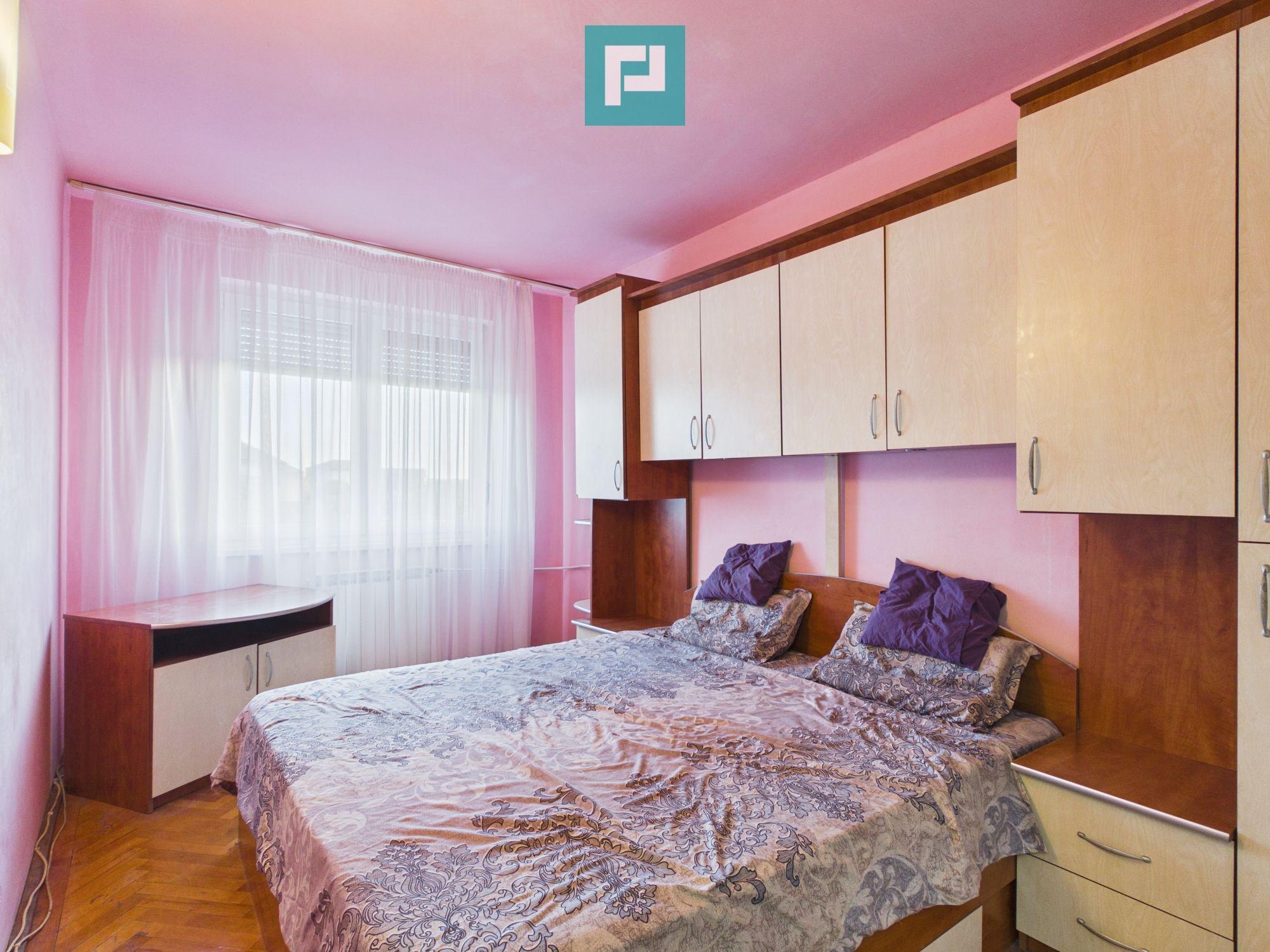 Apartament 3 camere de inchiriat - 360 €/lună - 10