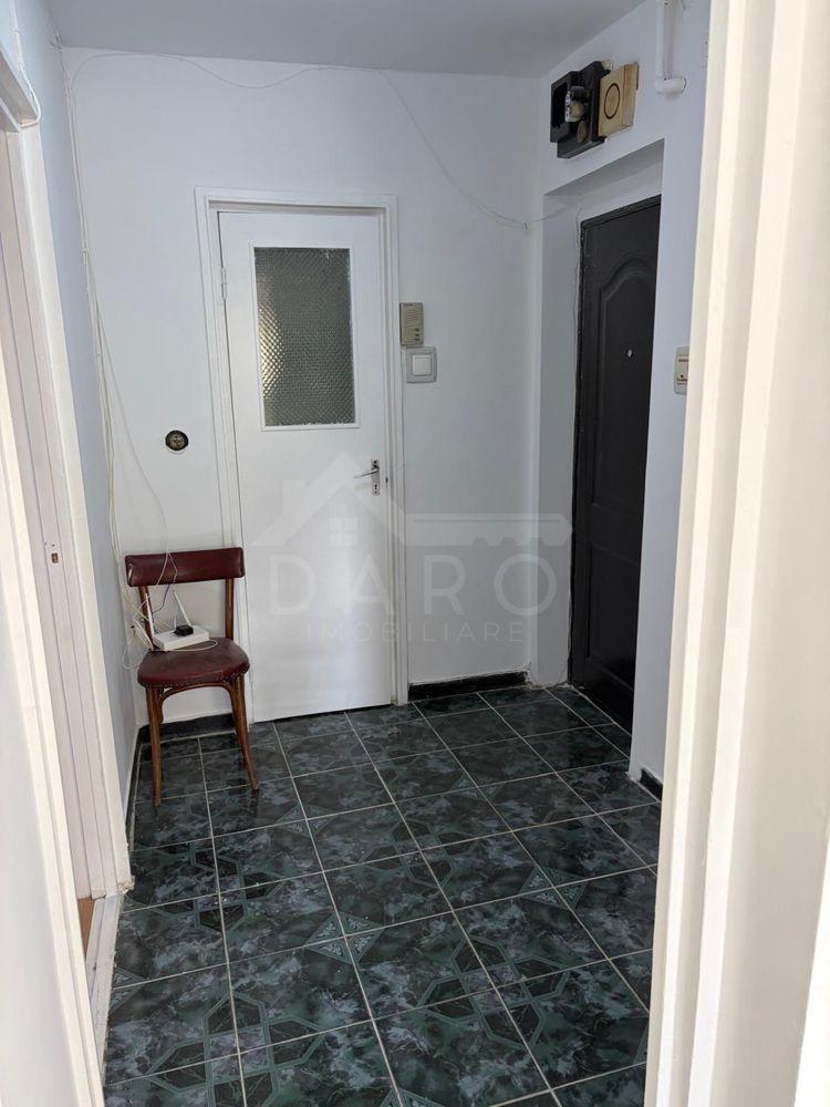 Vindem apartament 2 camere ultracentral - 2
