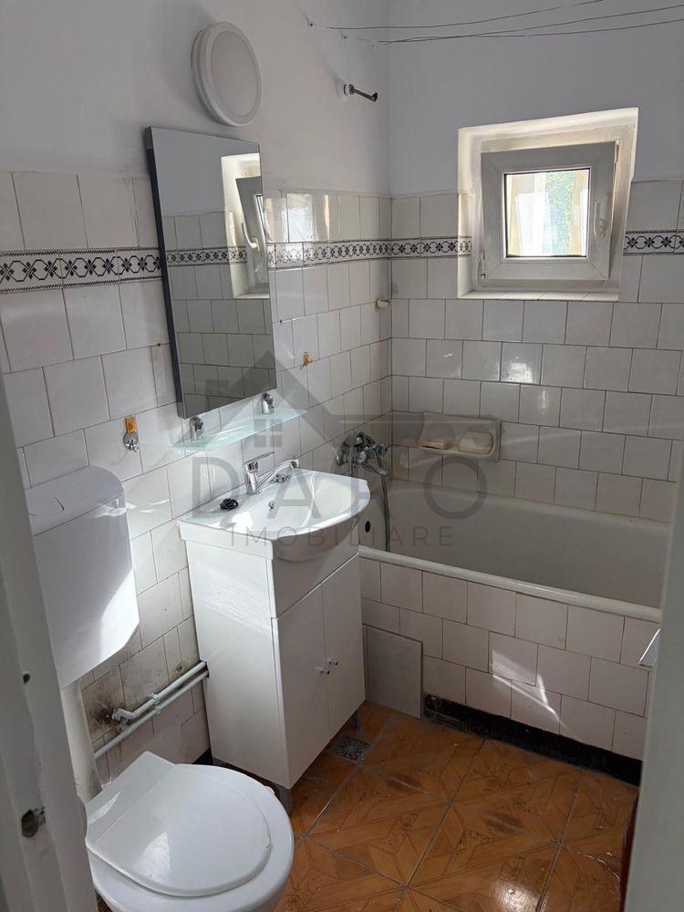 Vindem apartament 2 camere ultracentral - 4
