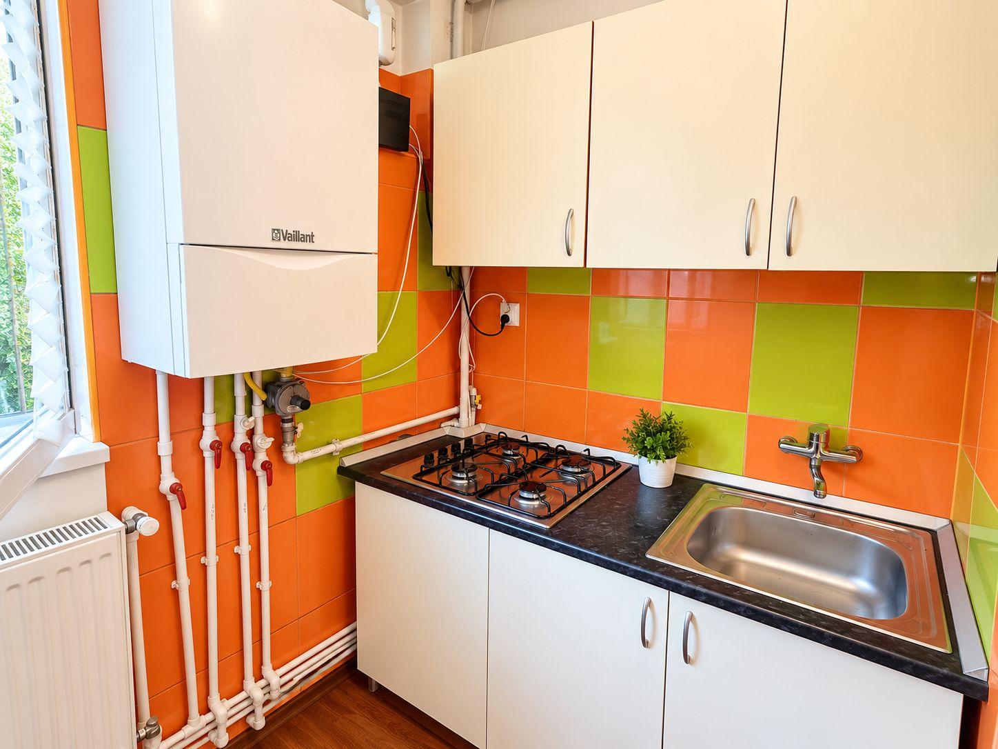 Garsoniera renovata | Centrala proprie | Zona Baicului - 6